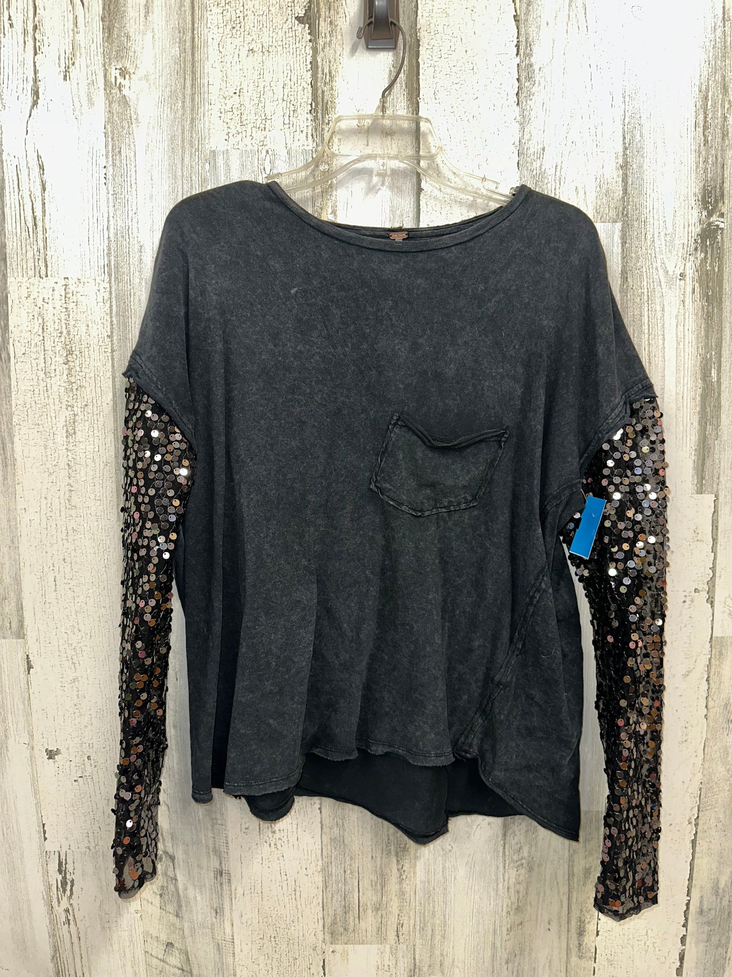 Top Long Sleeve By Free People  Size: Xs