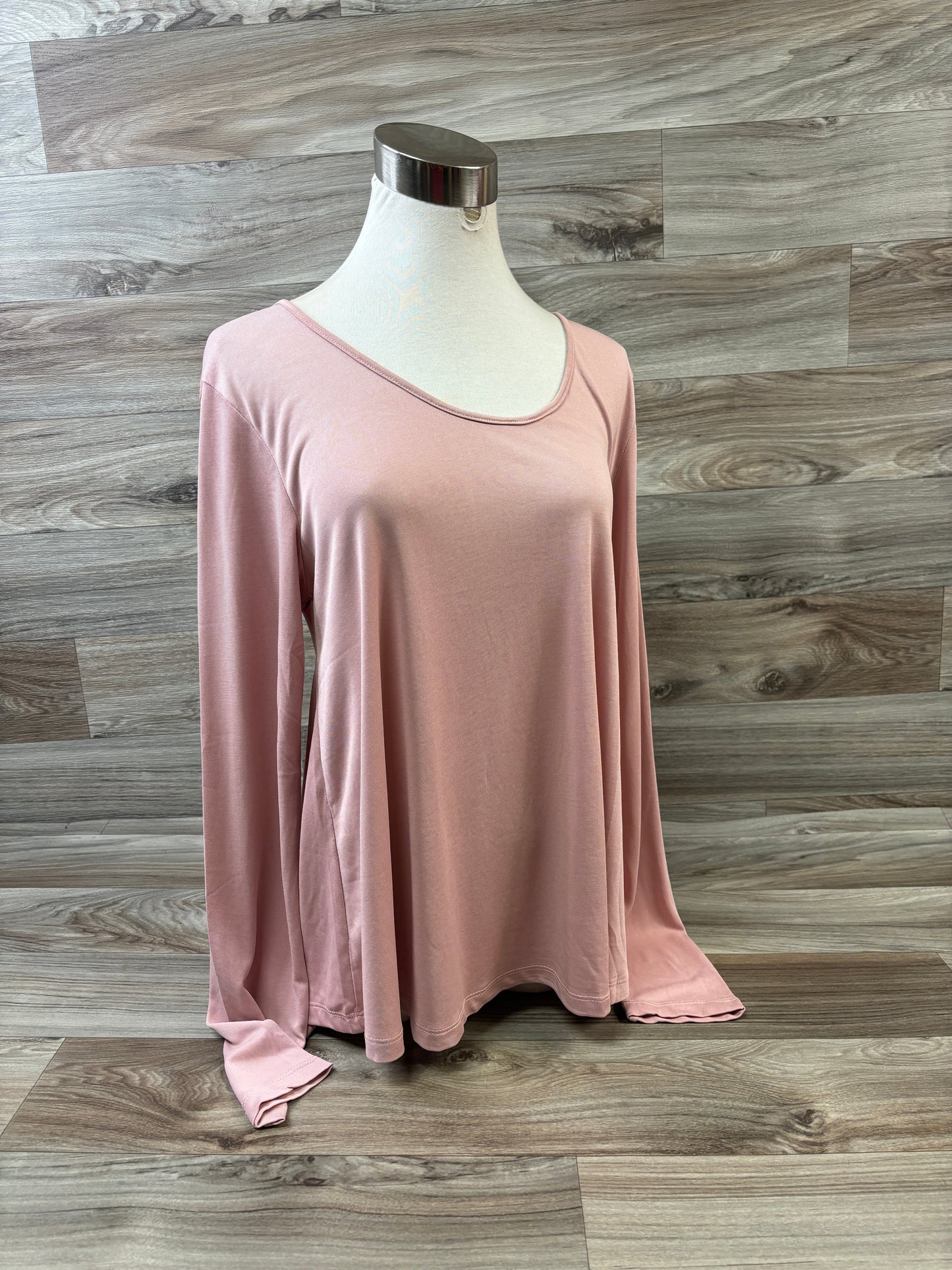 Top Long Sleeve By Clothes Mentor  Size: M