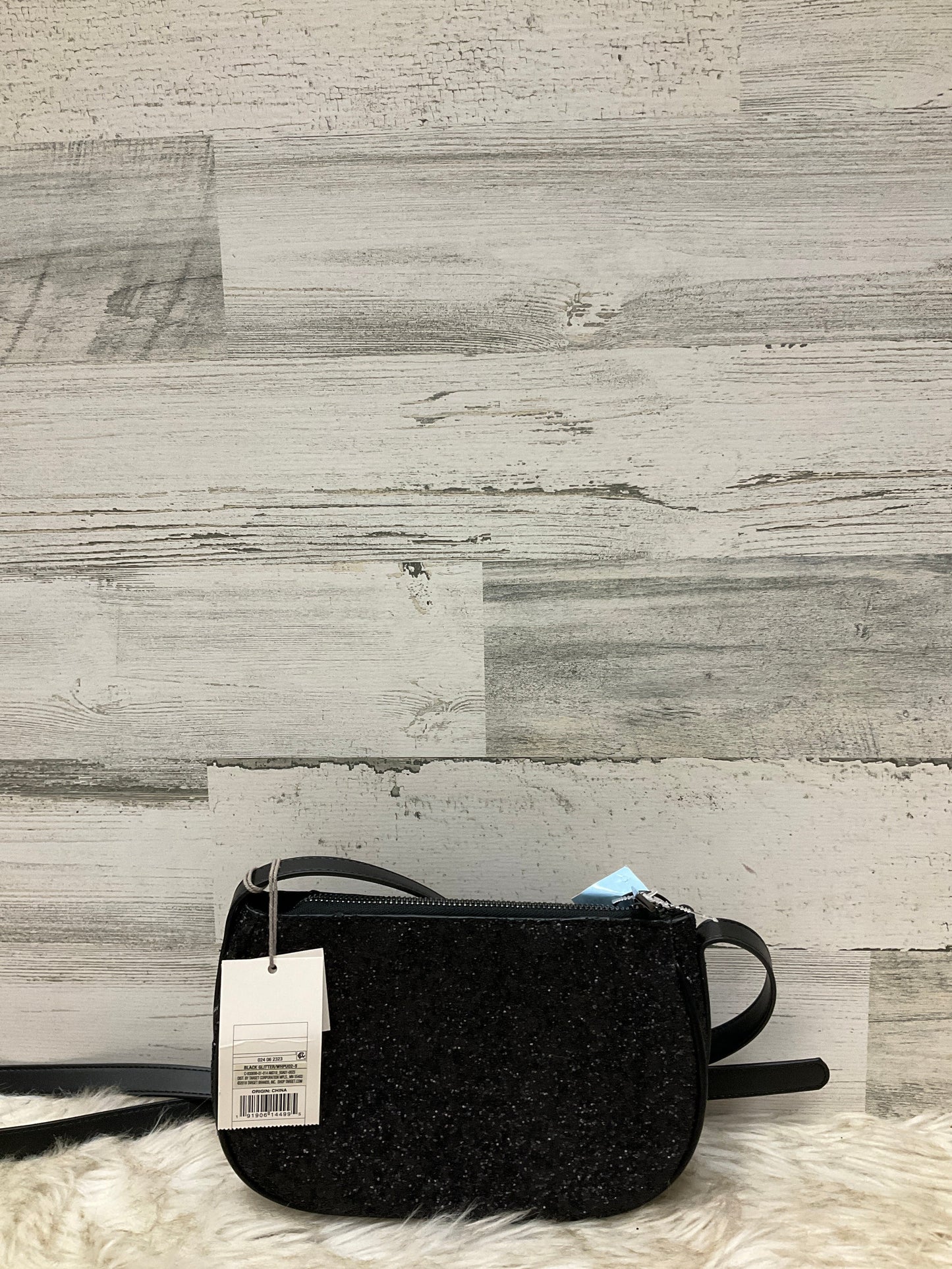 Crossbody By A New Day  Size: Small