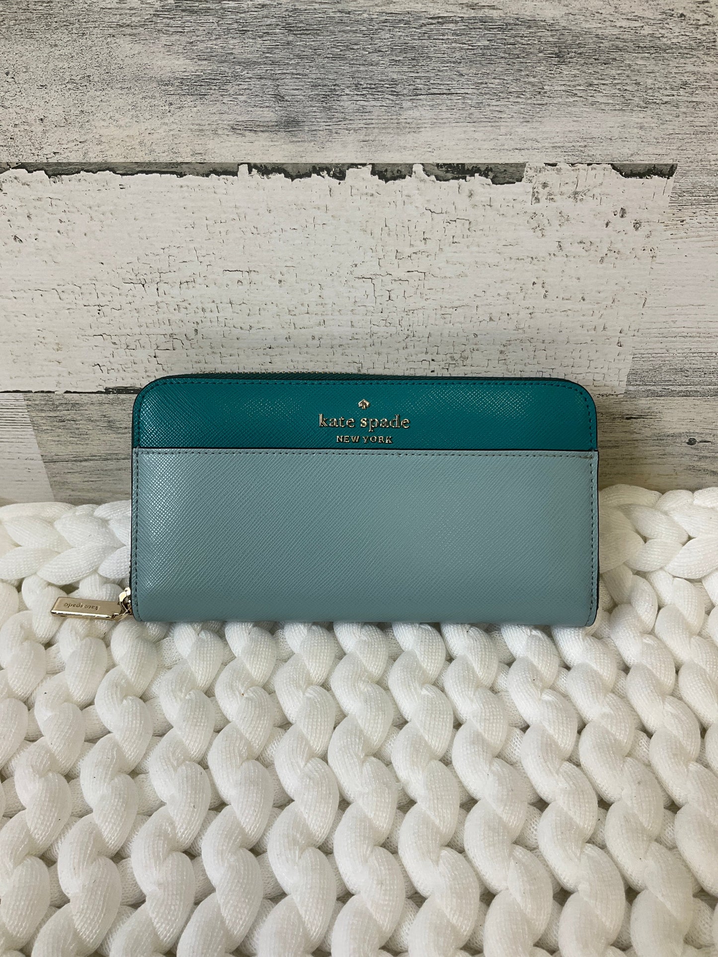 Wallet Designer By Kate Spade  Size: Large