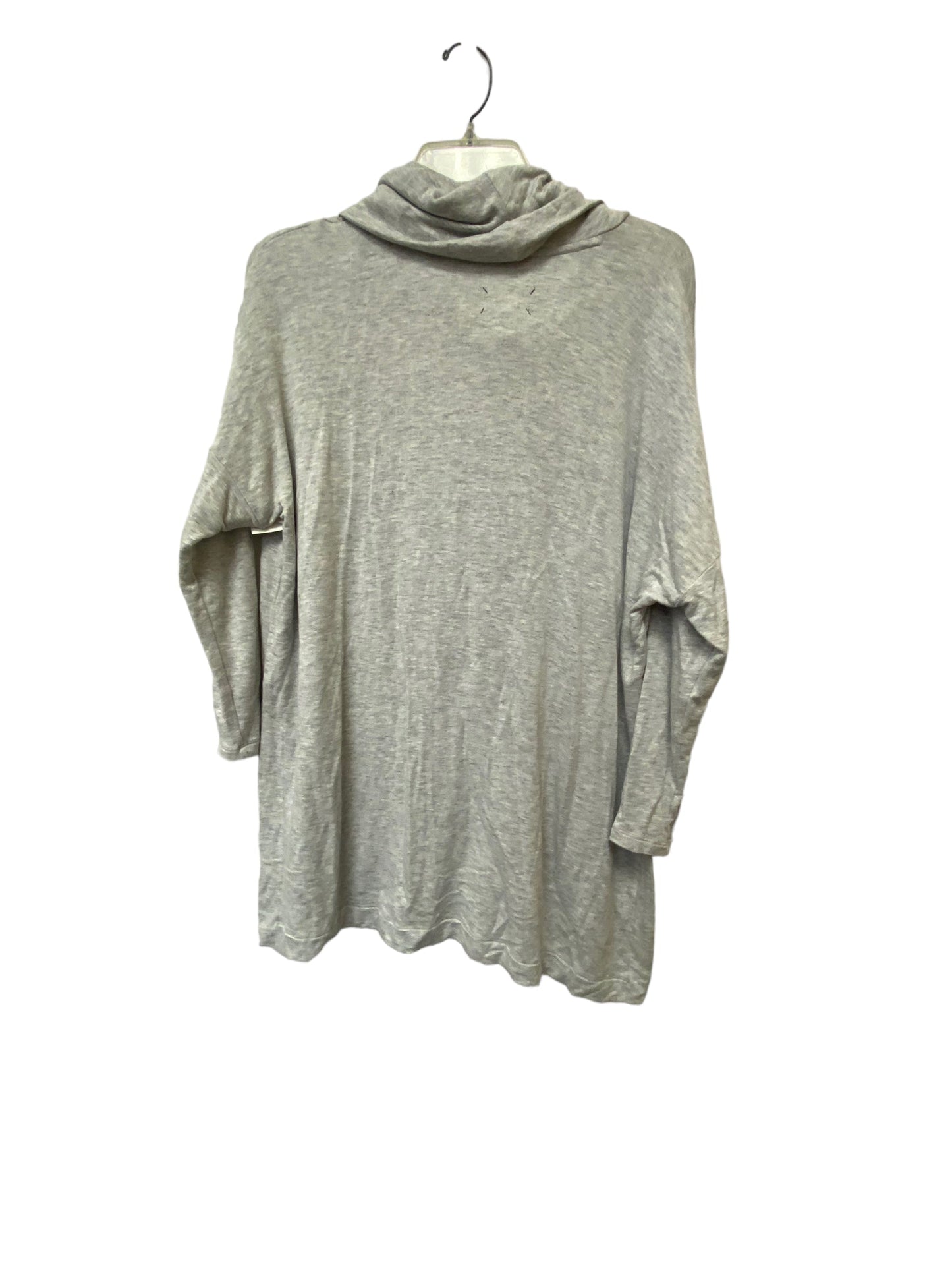 Top Long Sleeve By Lou And Grey  Size: S