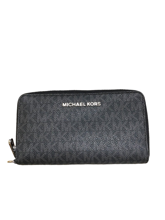 Wallet Designer By Michael Kors  Size: Medium