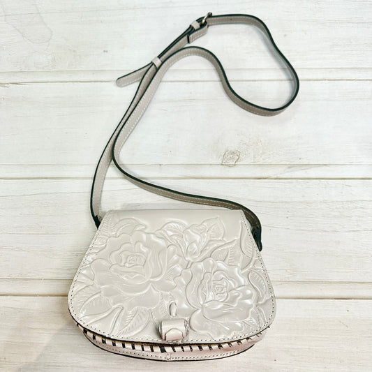 Crossbody Designer By Patricia Nash  Size: Small