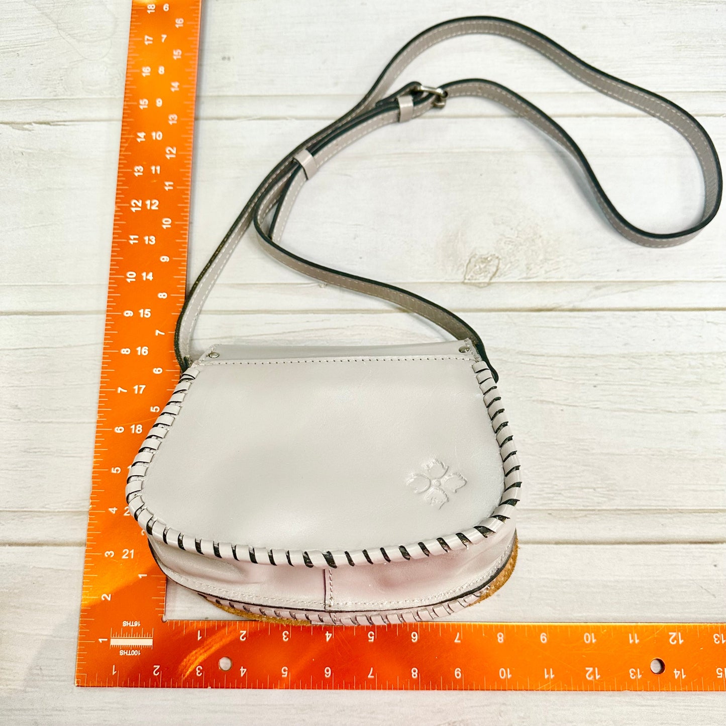 Crossbody Designer By Patricia Nash  Size: Small