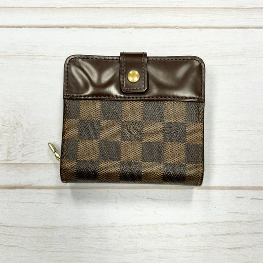 Wallet Luxury Designer By Louis Vuitton  Size: Medium