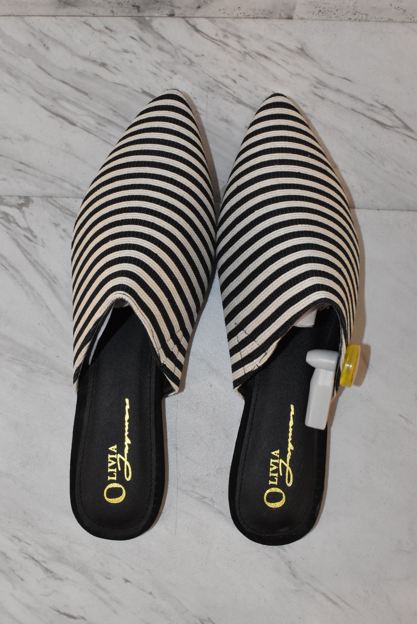 Shoes Flats Mule & Slide By Clothes Mentor  Size: 8.5