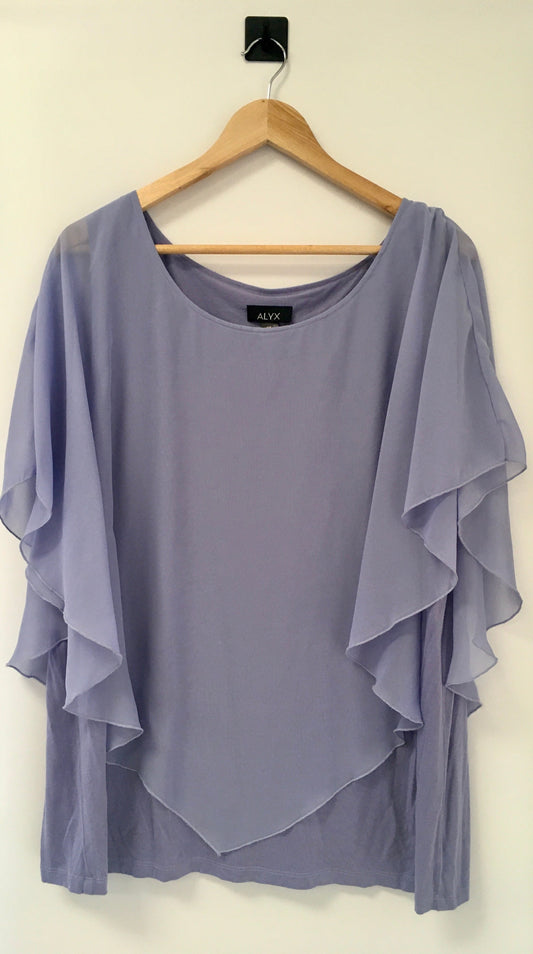 Top Short Sleeve By Alyx  Size: 2x