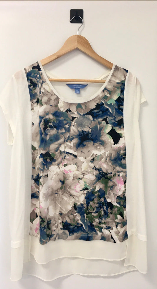 Top Short Sleeve By Simply Vera  Size: Xl