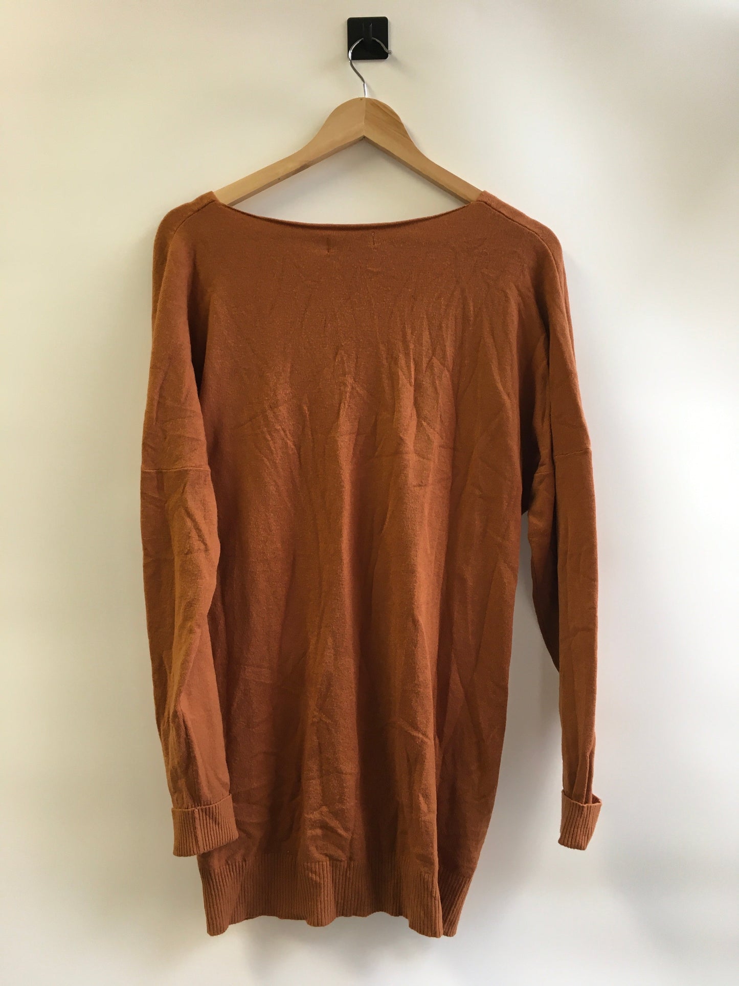 Top Long Sleeve By Zenana Outfitters  Size: L