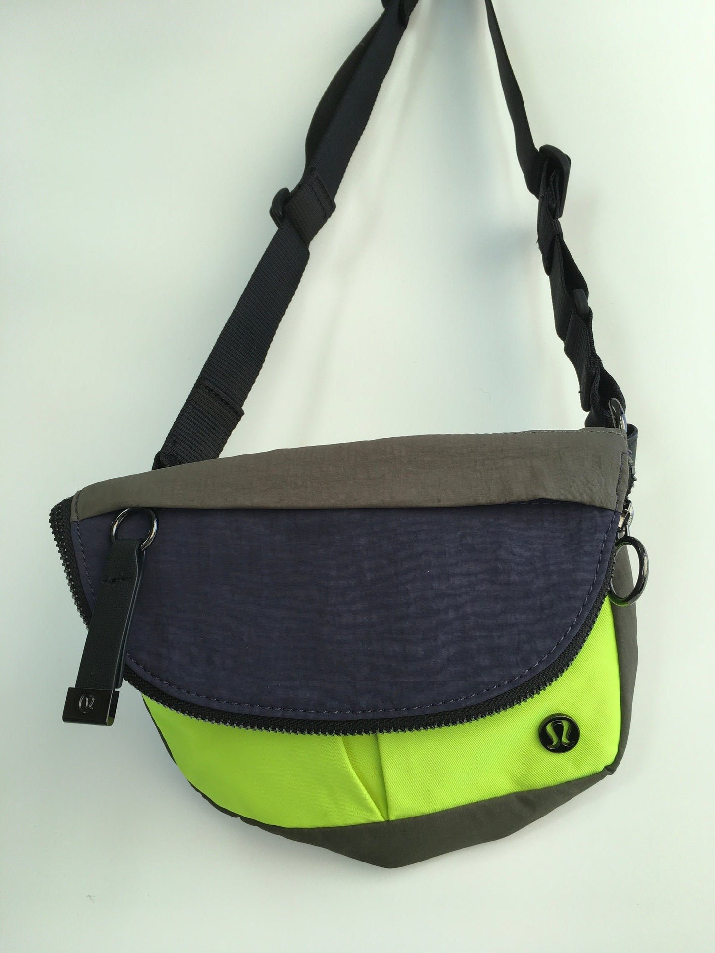 Crossbody By Lululemon  Size: Small