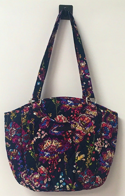 Handbag By Vera Bradley  Size: Medium