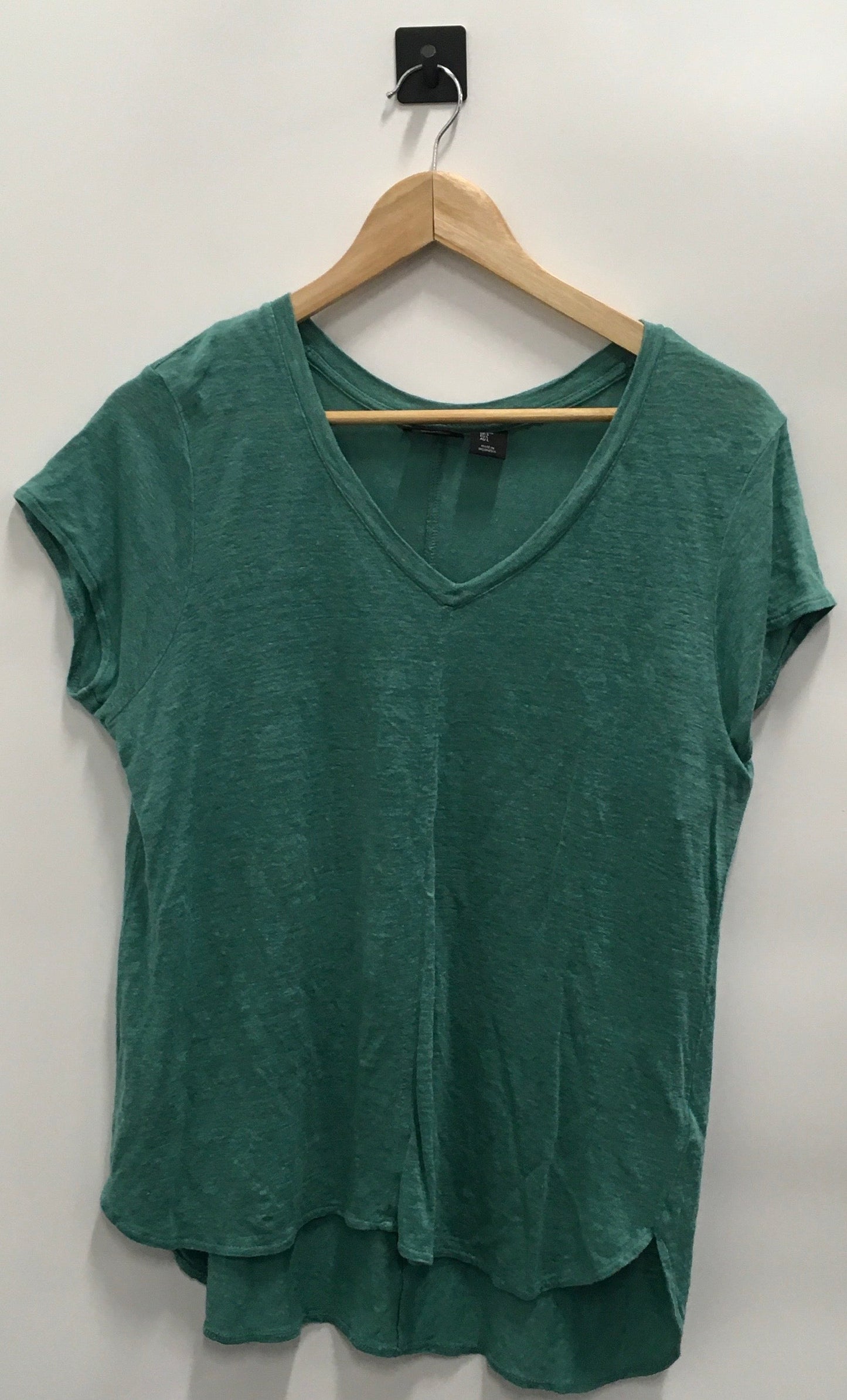 Top Short Sleeve By Tahari  Size: L