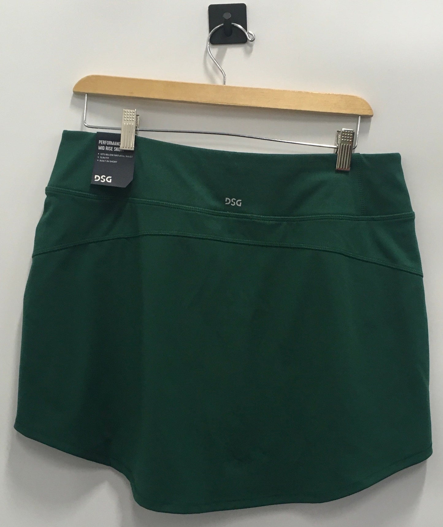 Athletic Skirt Skort By Dsg Outerwear  Size: L