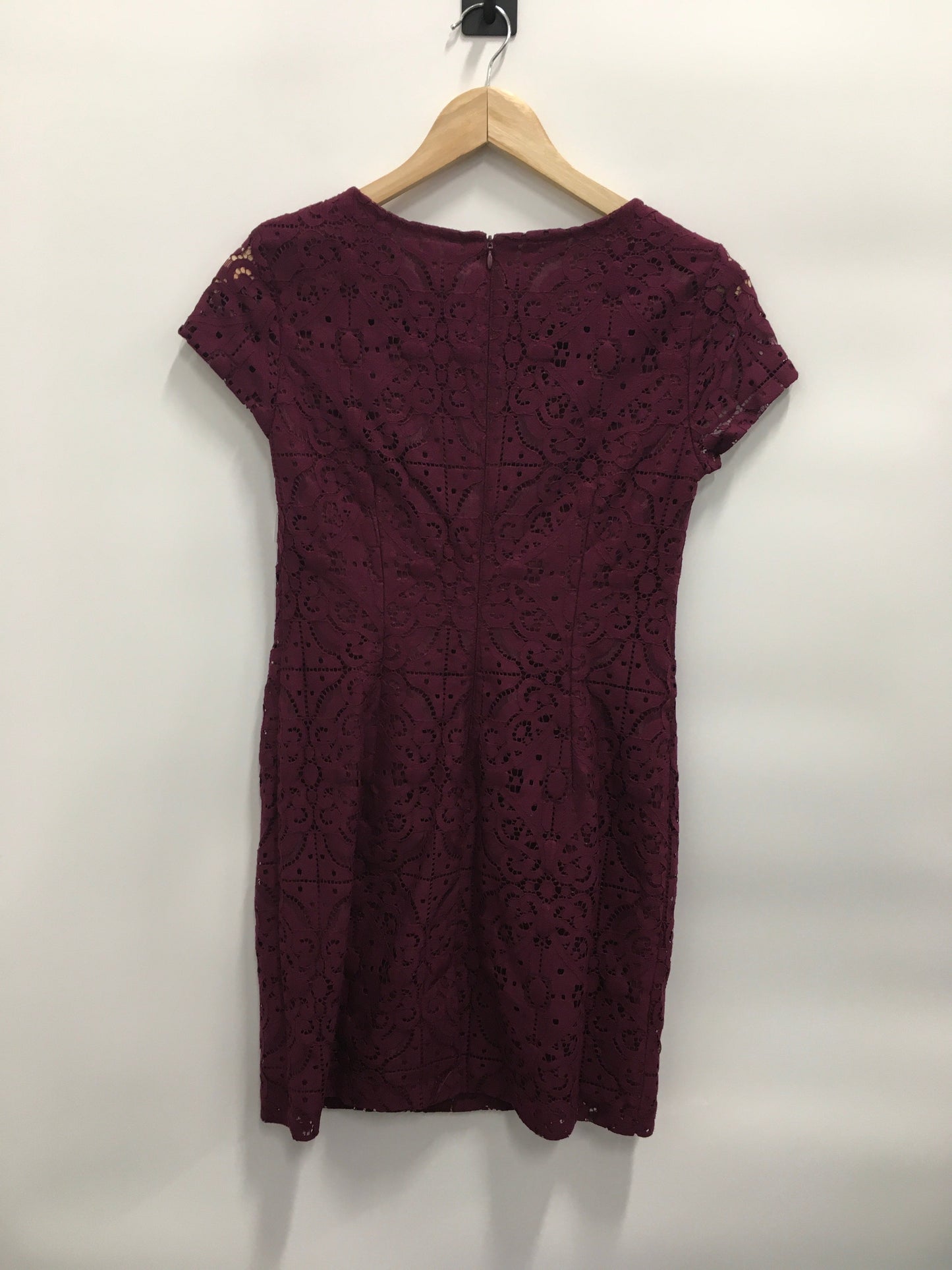 Dress Casual Short By Banana Republic O  Size: Xs