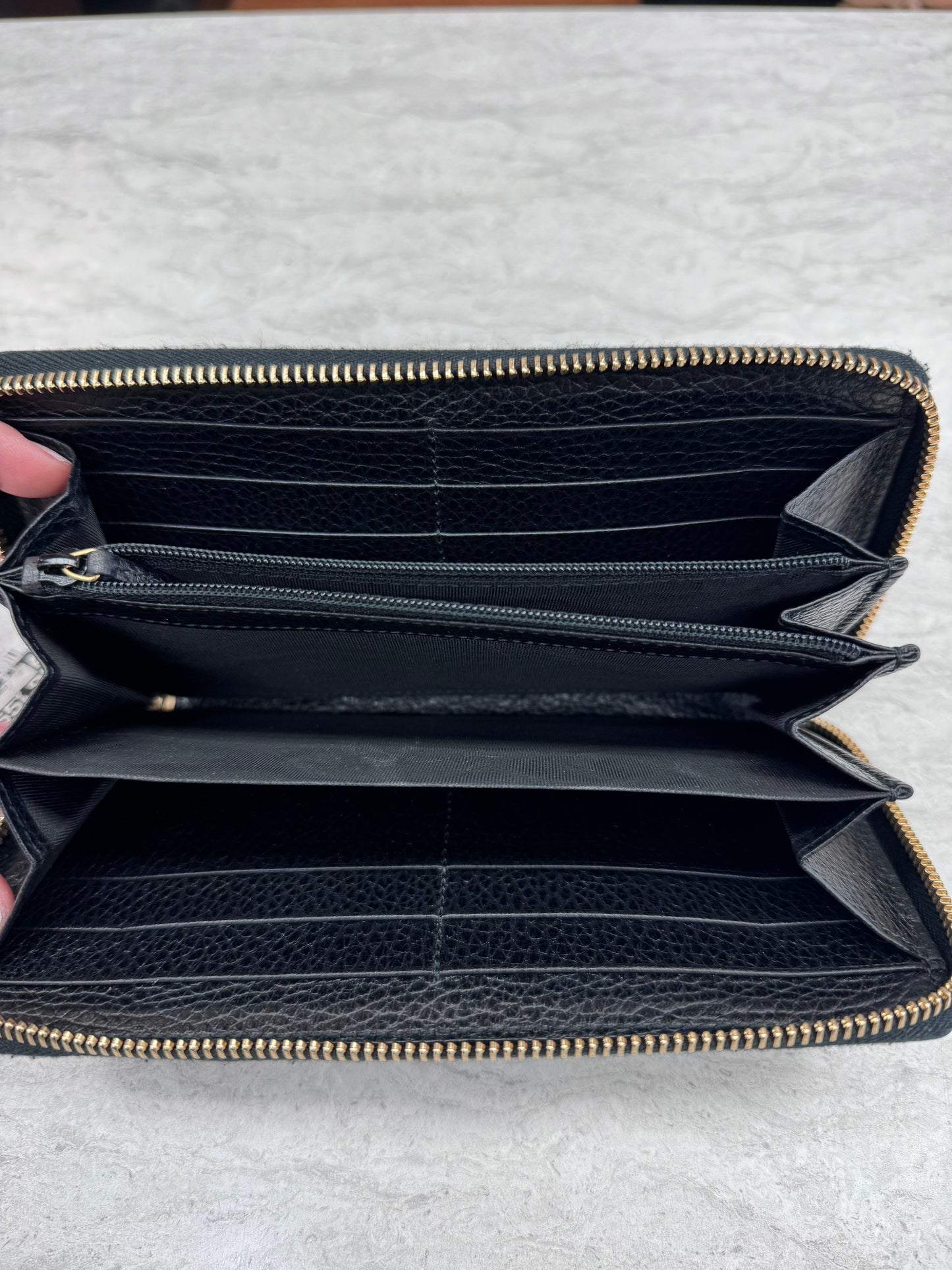 Wallet Luxury Designer By Gucci  Size: Large