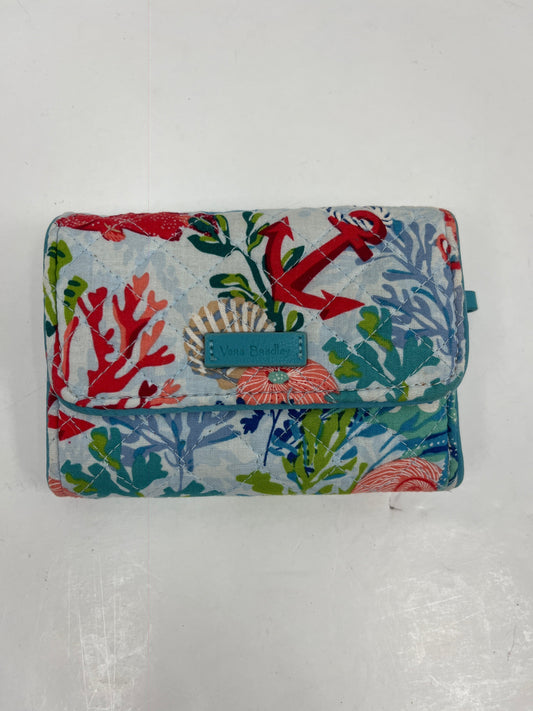 Wallet By Vera Bradley  Size: Medium