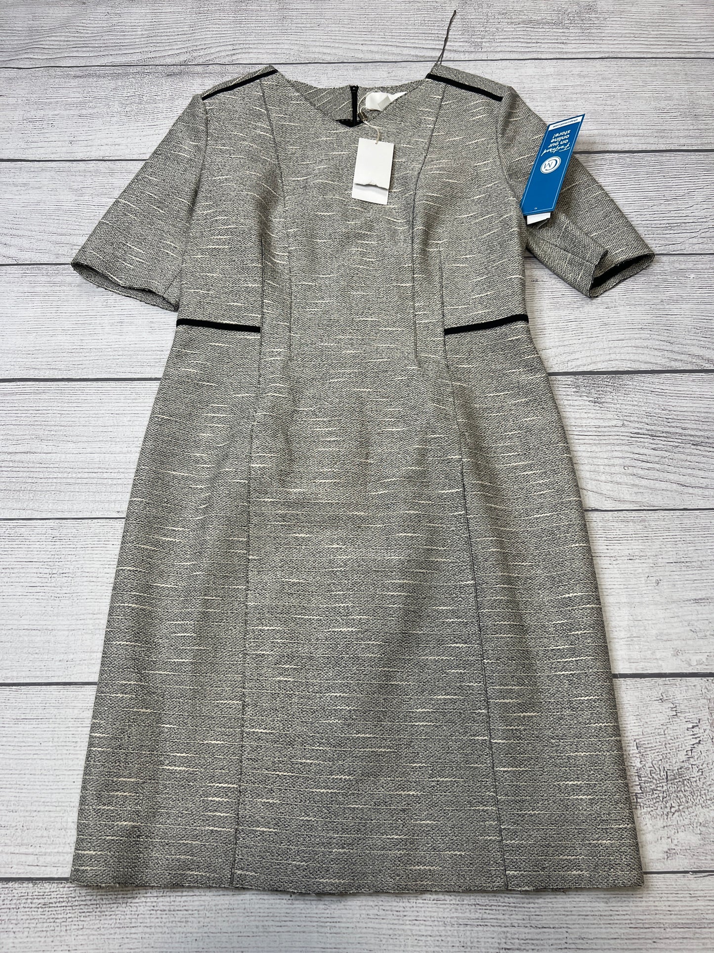 Dress Casual Midi By Hugo Boss  Size: M