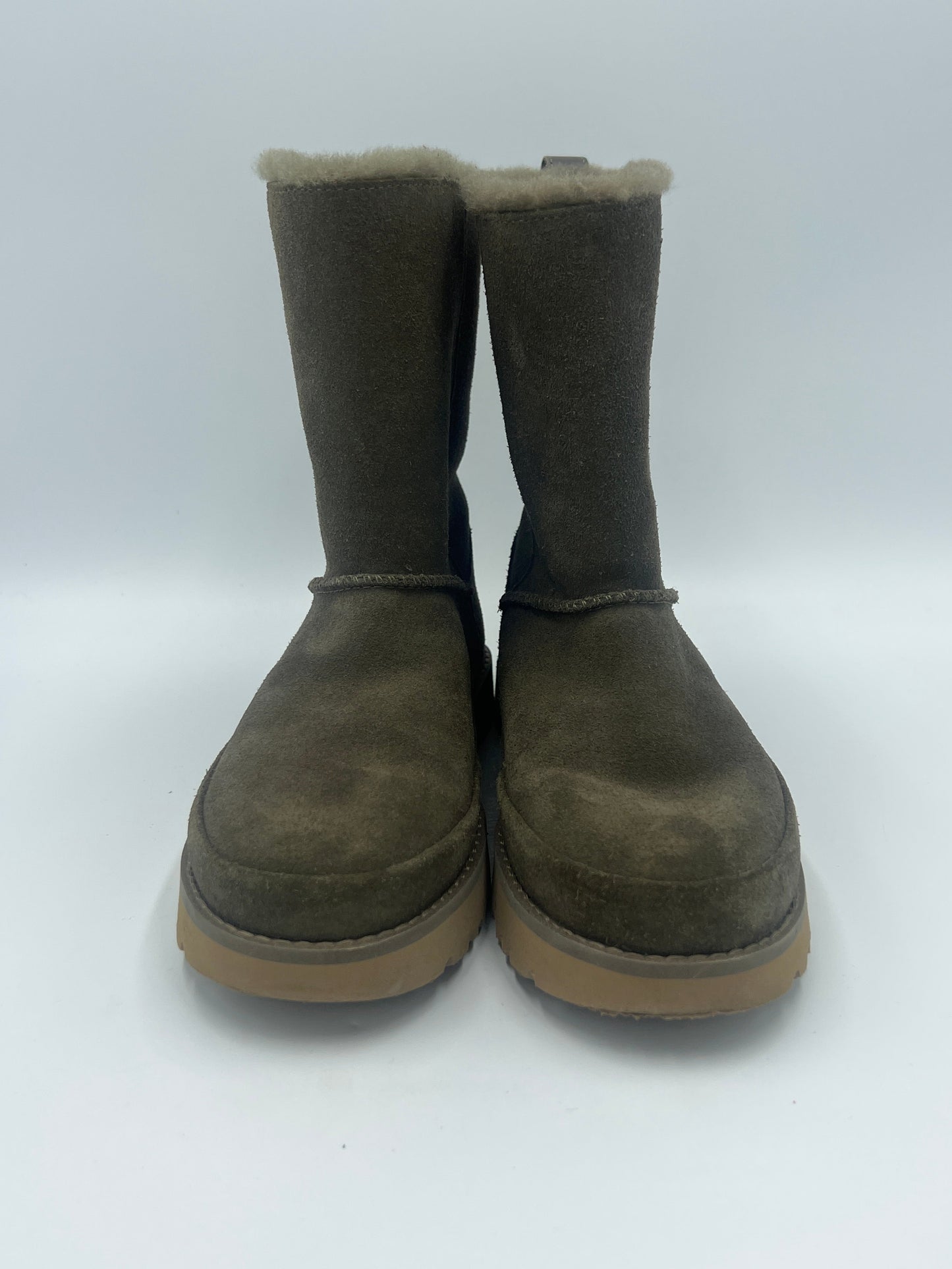 Boots Designer By UGG  Size: 5