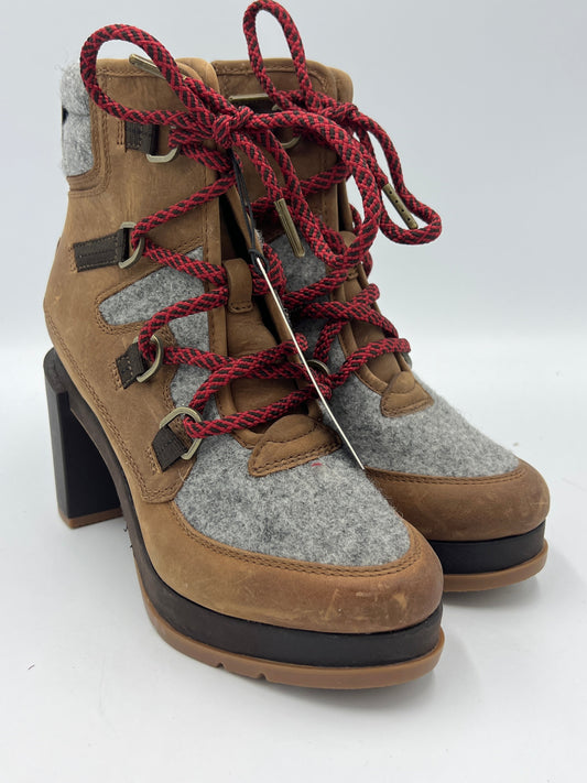 New! Shoes Designer By Sorel  Size: 7