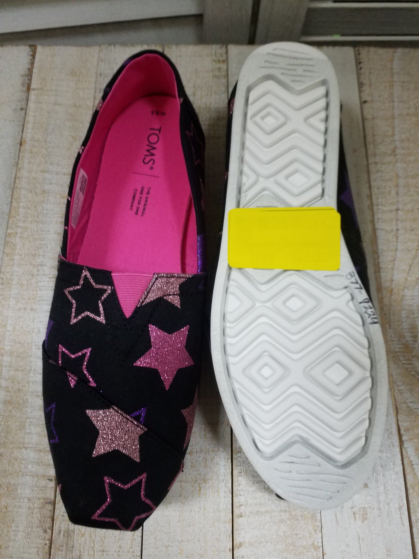 Shoes Flats Other By Toms  Size: 9.5