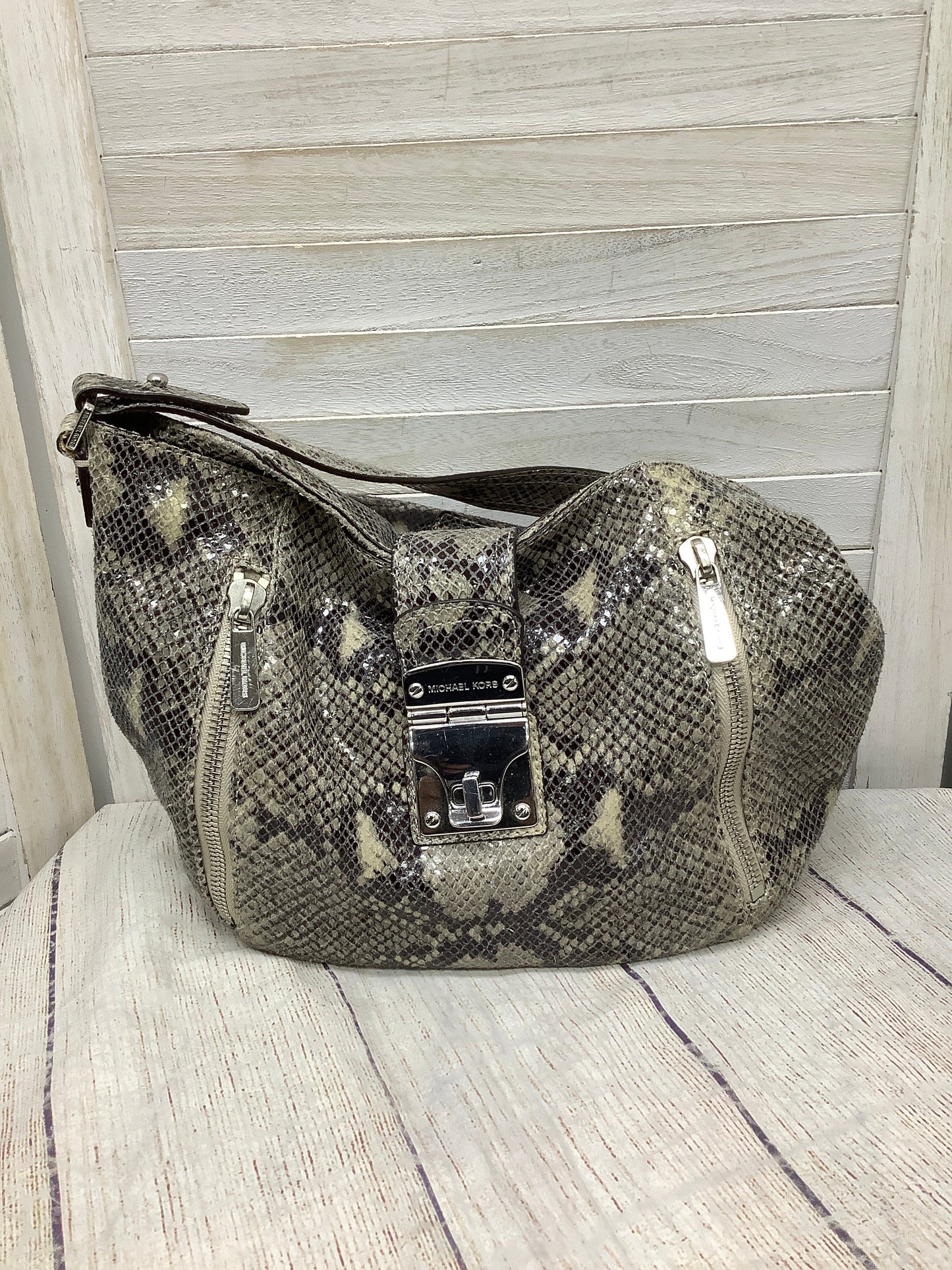 Handbag By Michael Kors  Size: Large