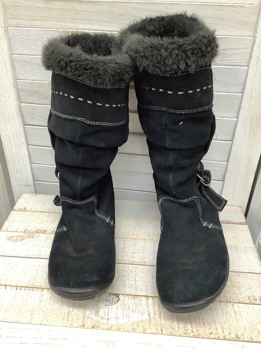 Boots Snow By White Mountain  Size: 6.5