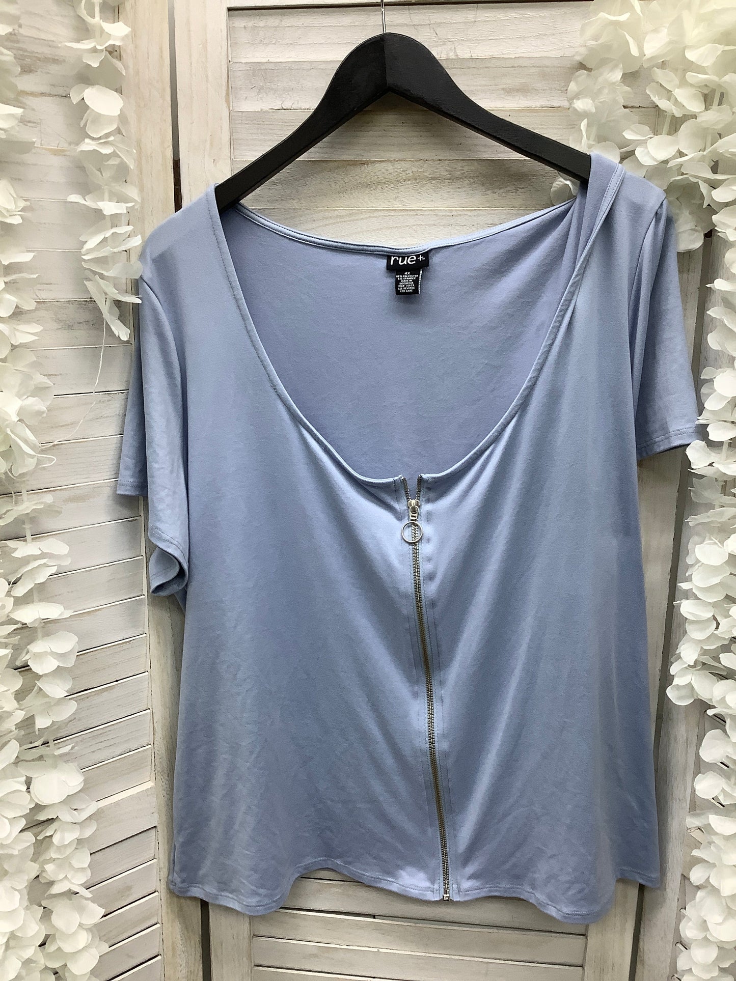 Top Short Sleeve Basic By Rue 21  Size: 4x