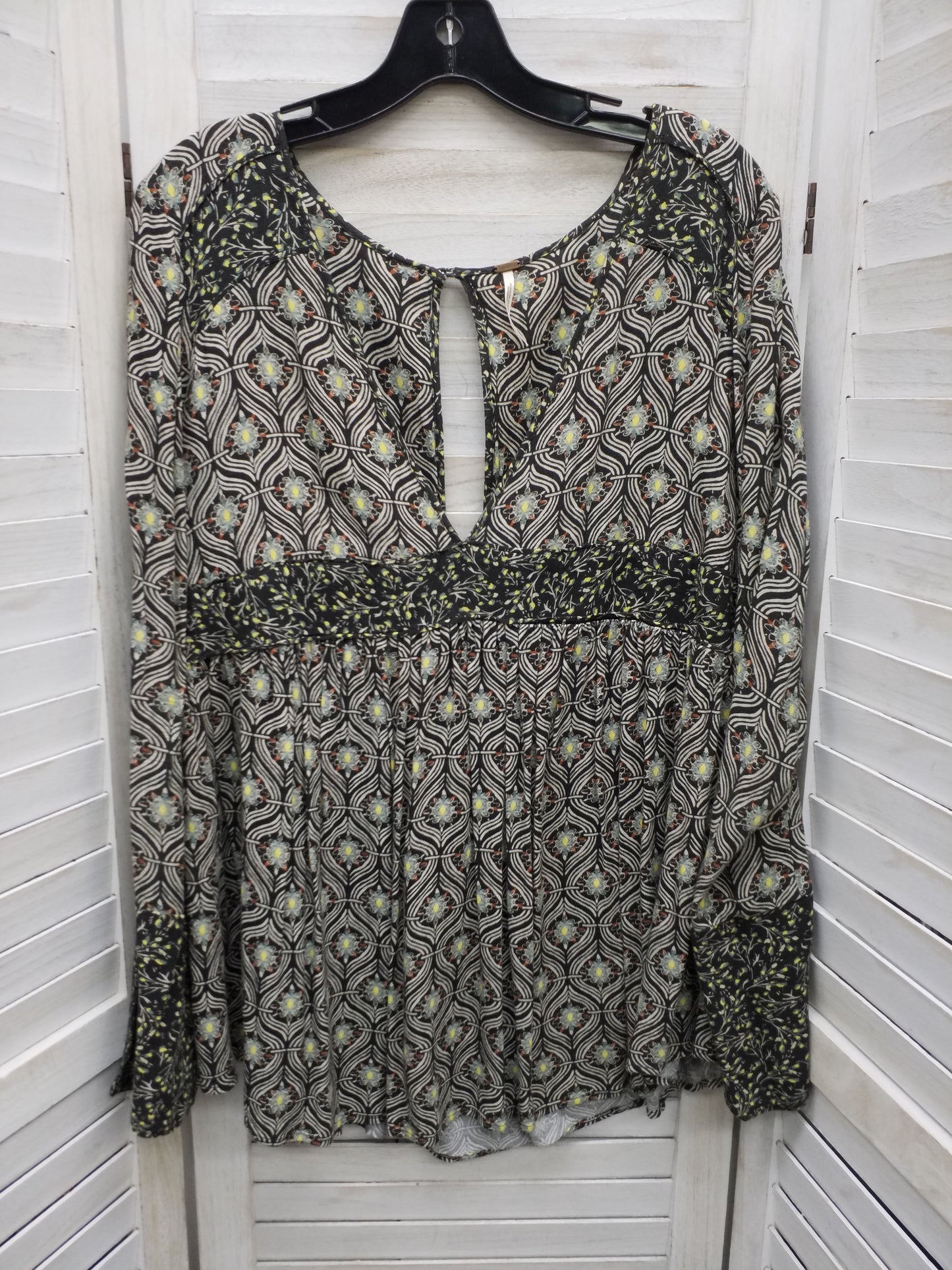 Top Long Sleeve By Free People  Size: M