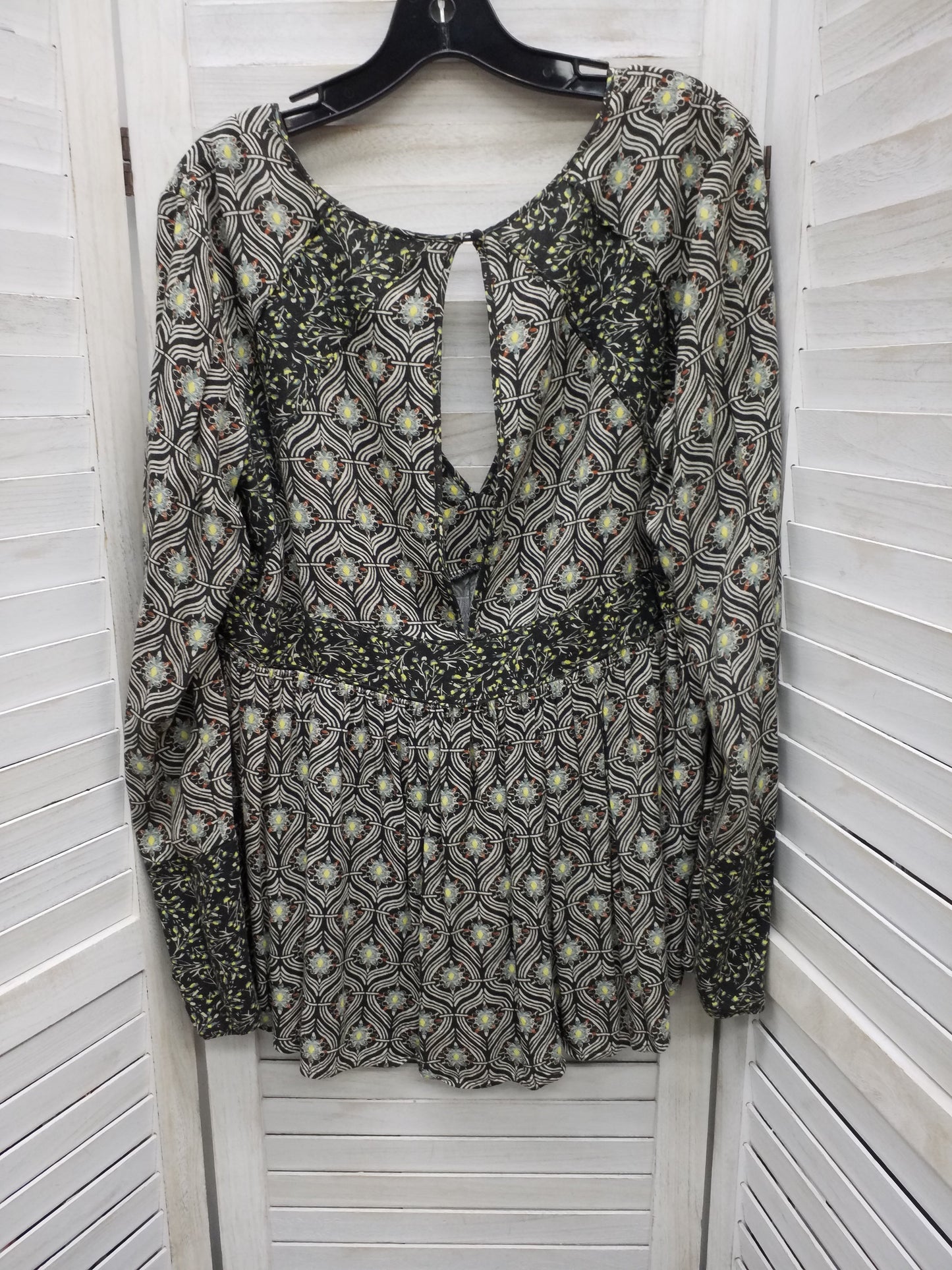 Top Long Sleeve By Free People  Size: M