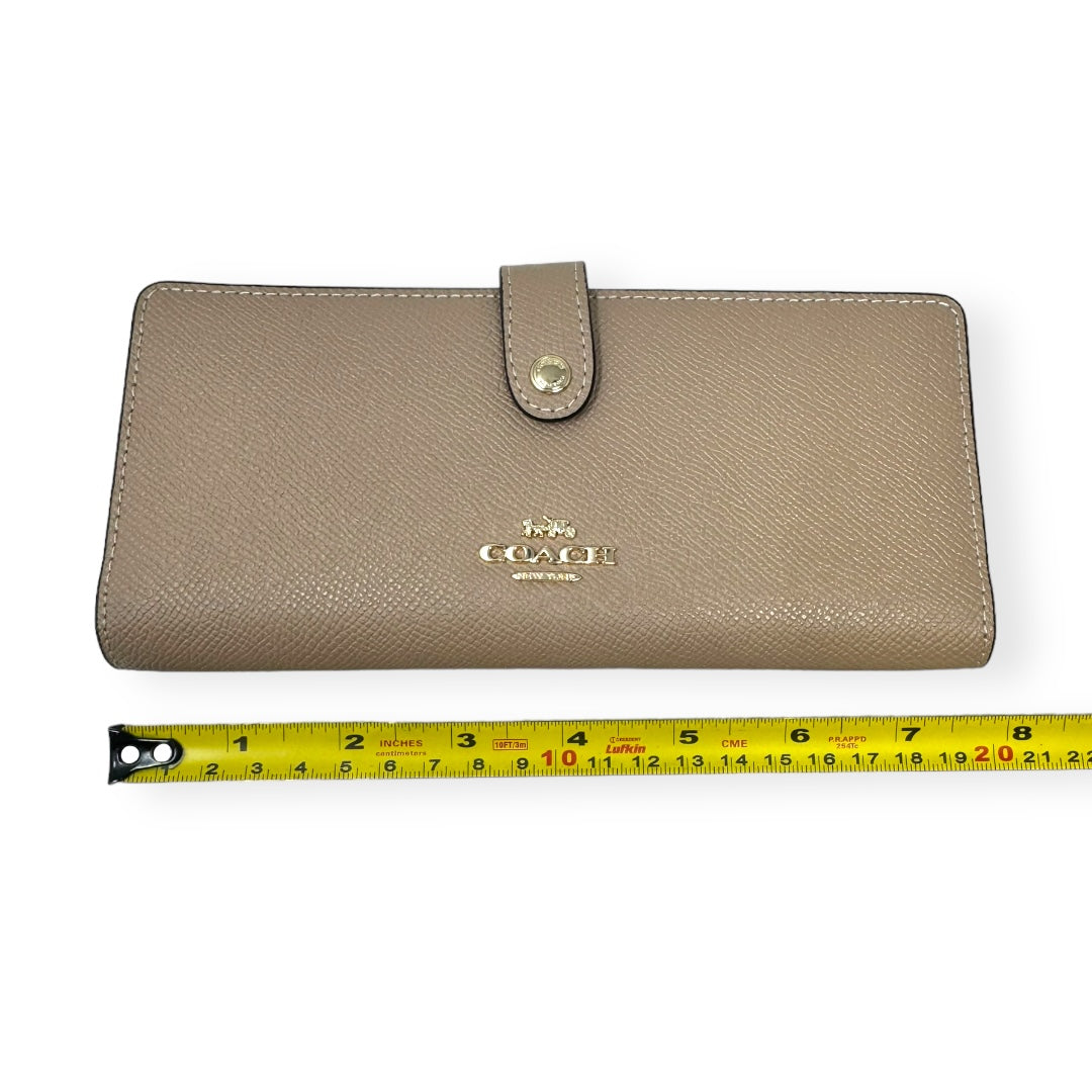 Slim Leather Wallet Designer By Coach  Size: Medium