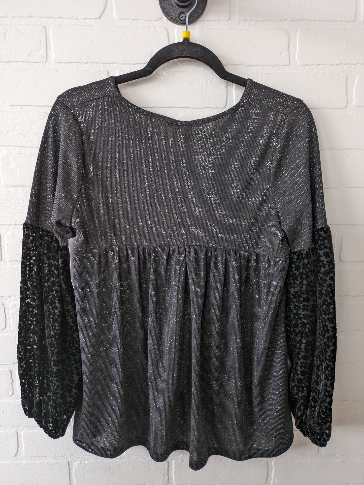 Top Long Sleeve By Clothes Mentor  Size: S