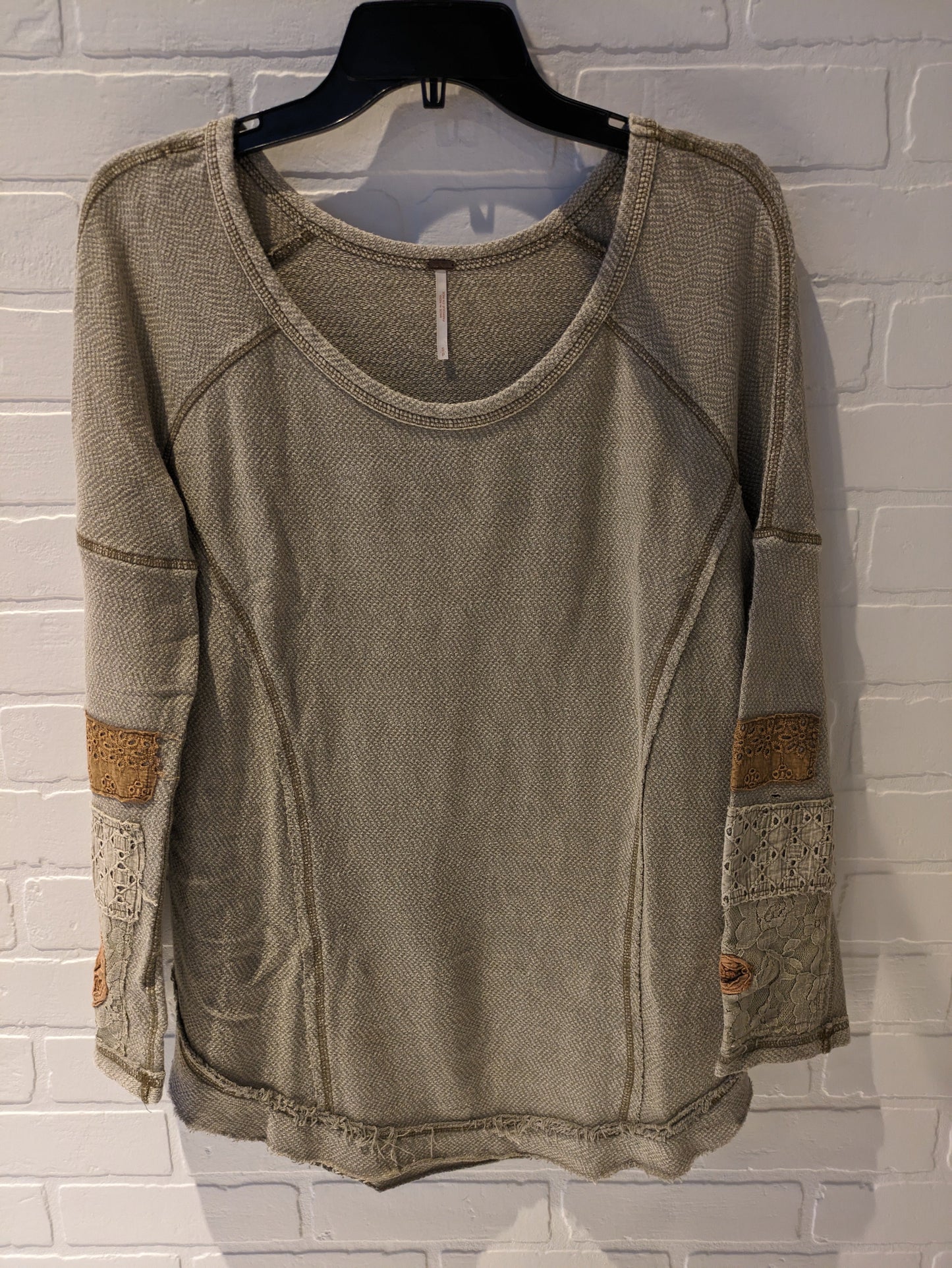 Top Long Sleeve By Free People  Size: S