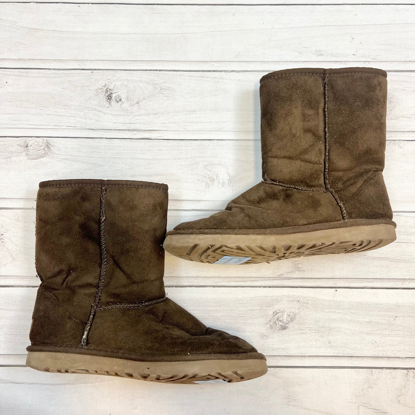 Boots Designer By Ugg  Size: 8