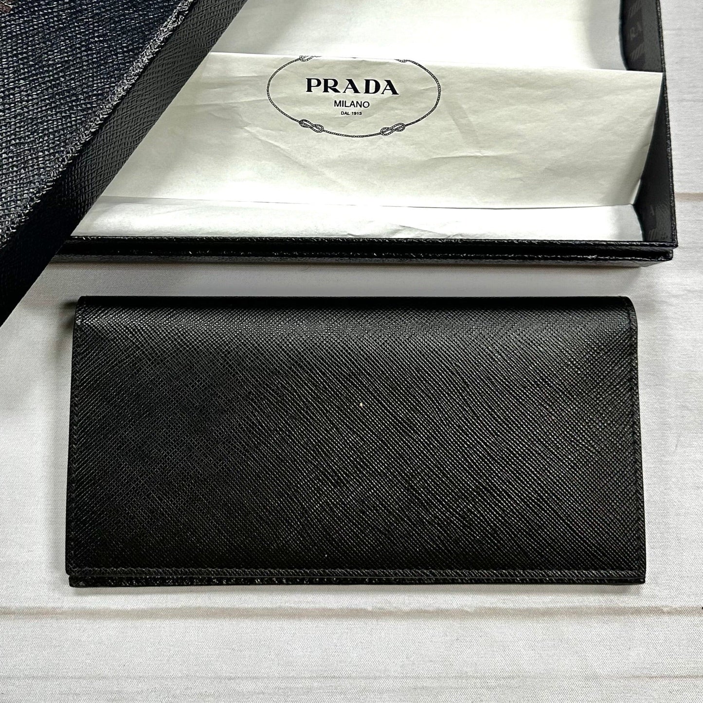 Wallet Luxury Designer By Prada  Size: Large