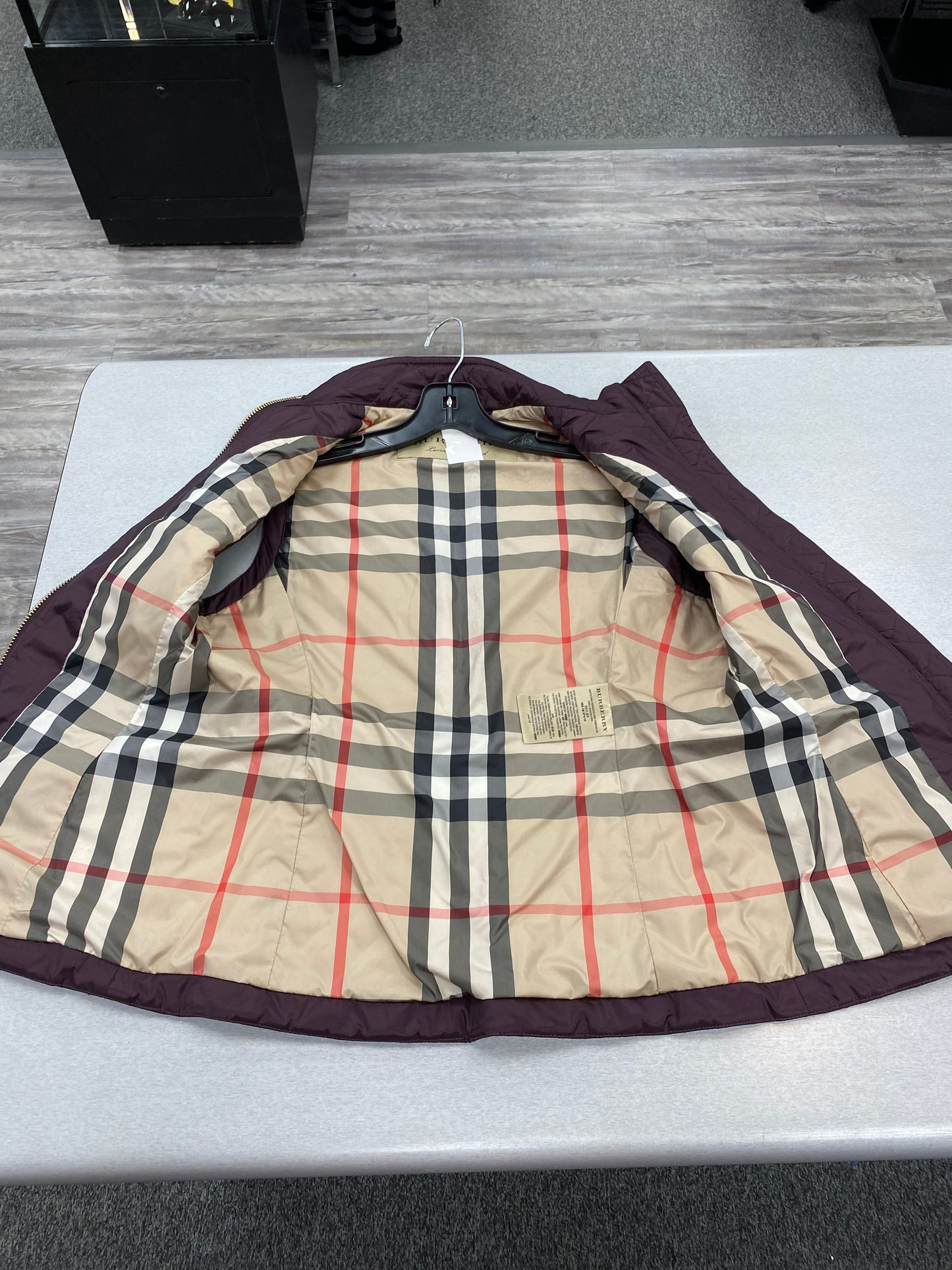 Vest Luxury Designer By Burberry  Size: S