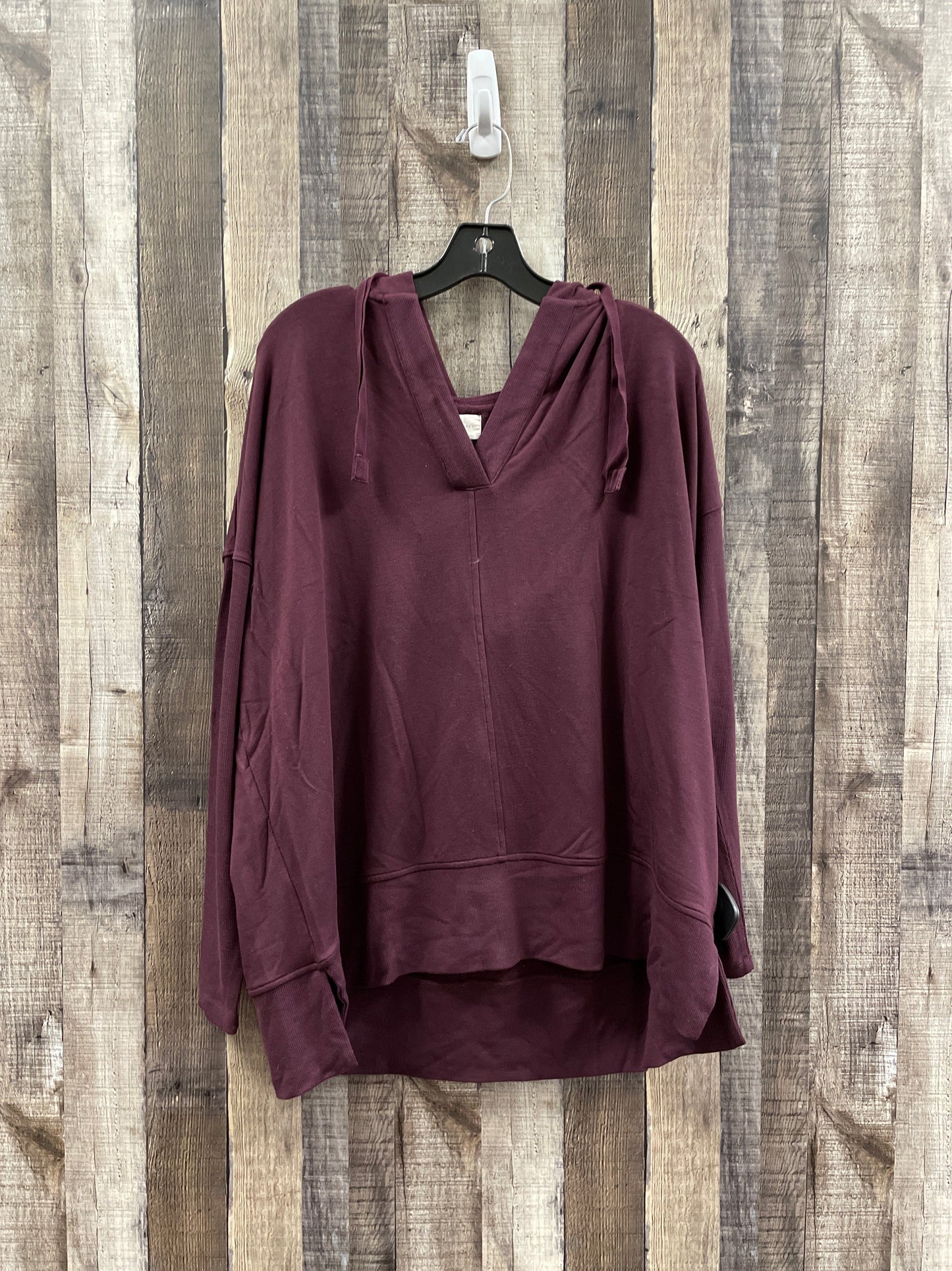 Top Long Sleeve By Lou And Grey  Size: M