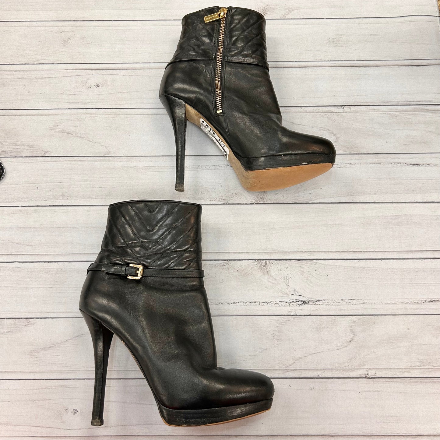 Boots Designer By Michael Kors  Size: 7.5