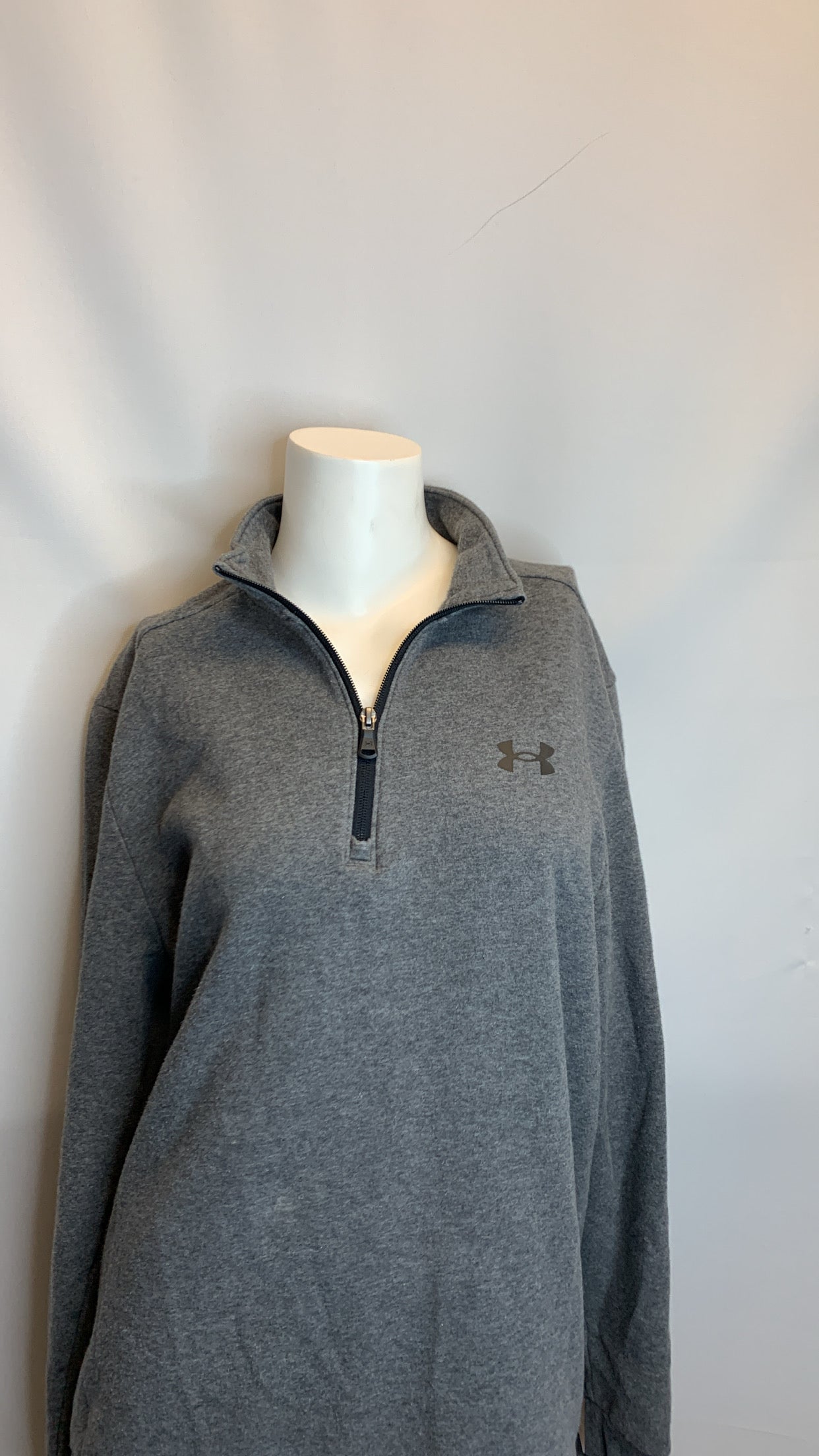 Sweater By Under Armour  Size: M