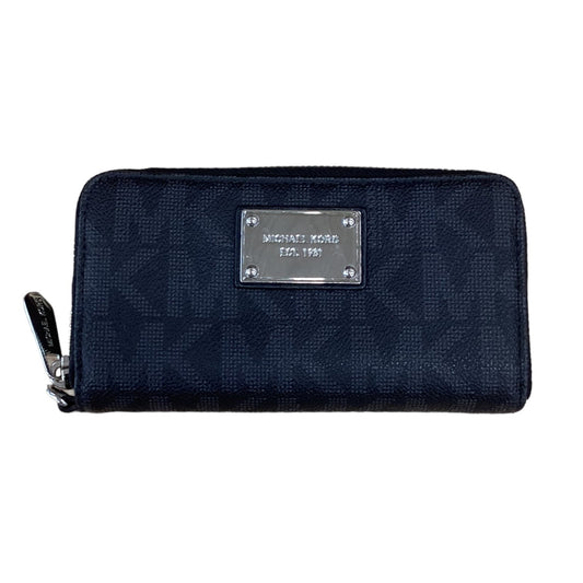 Wallet Designer By Michael Kors  Size: Medium