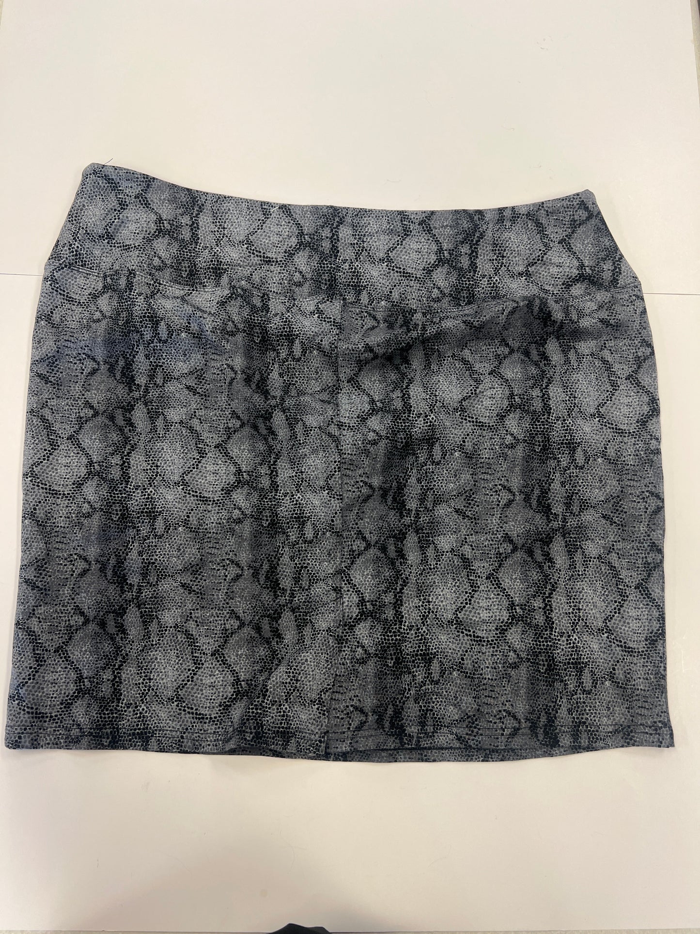 Skort By Intro  Size: 1x