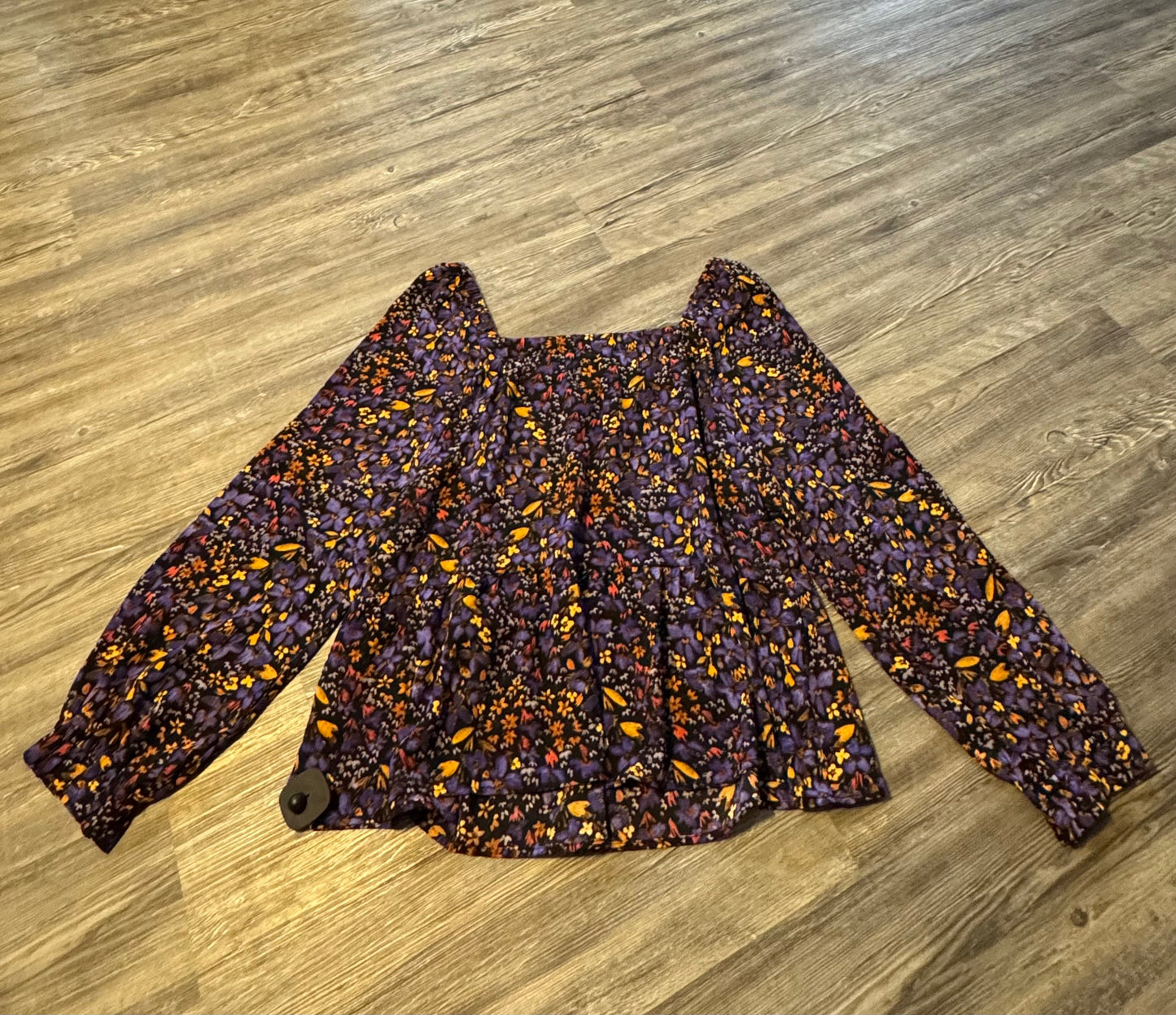 Top Long Sleeve By Clothes Mentor  Size: Xl