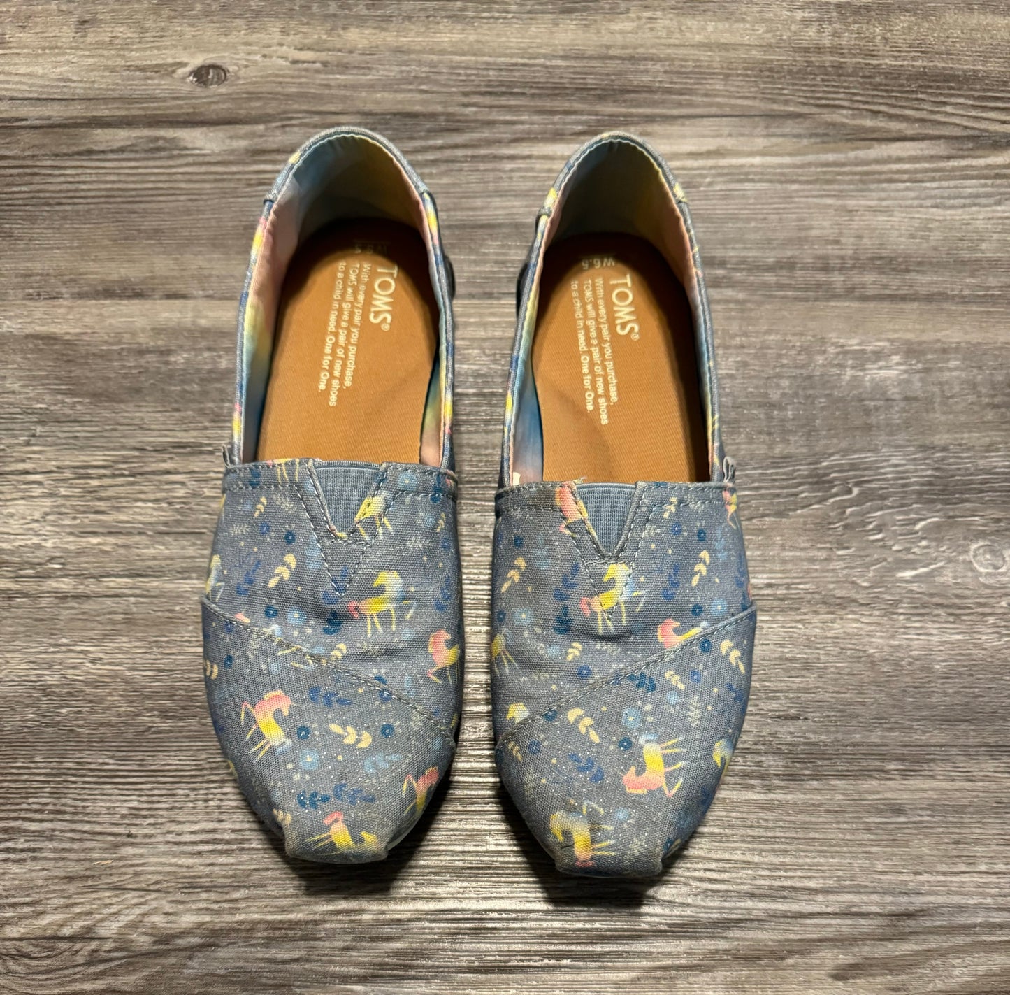 Shoes Flats Other By Toms  Size: 6.5