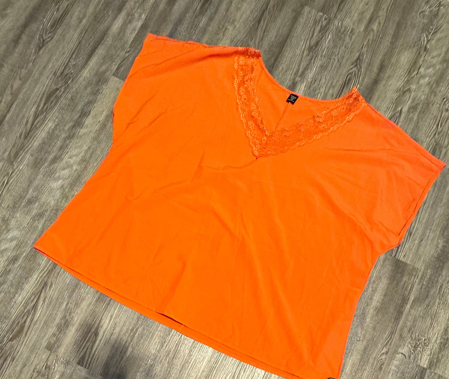 Top Short Sleeve Basic By Shein  Size: 4x