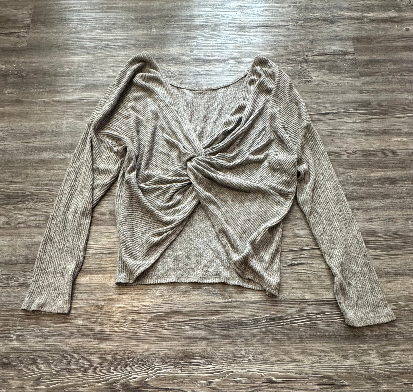 Top Long Sleeve By Clothes Mentor  Size: L