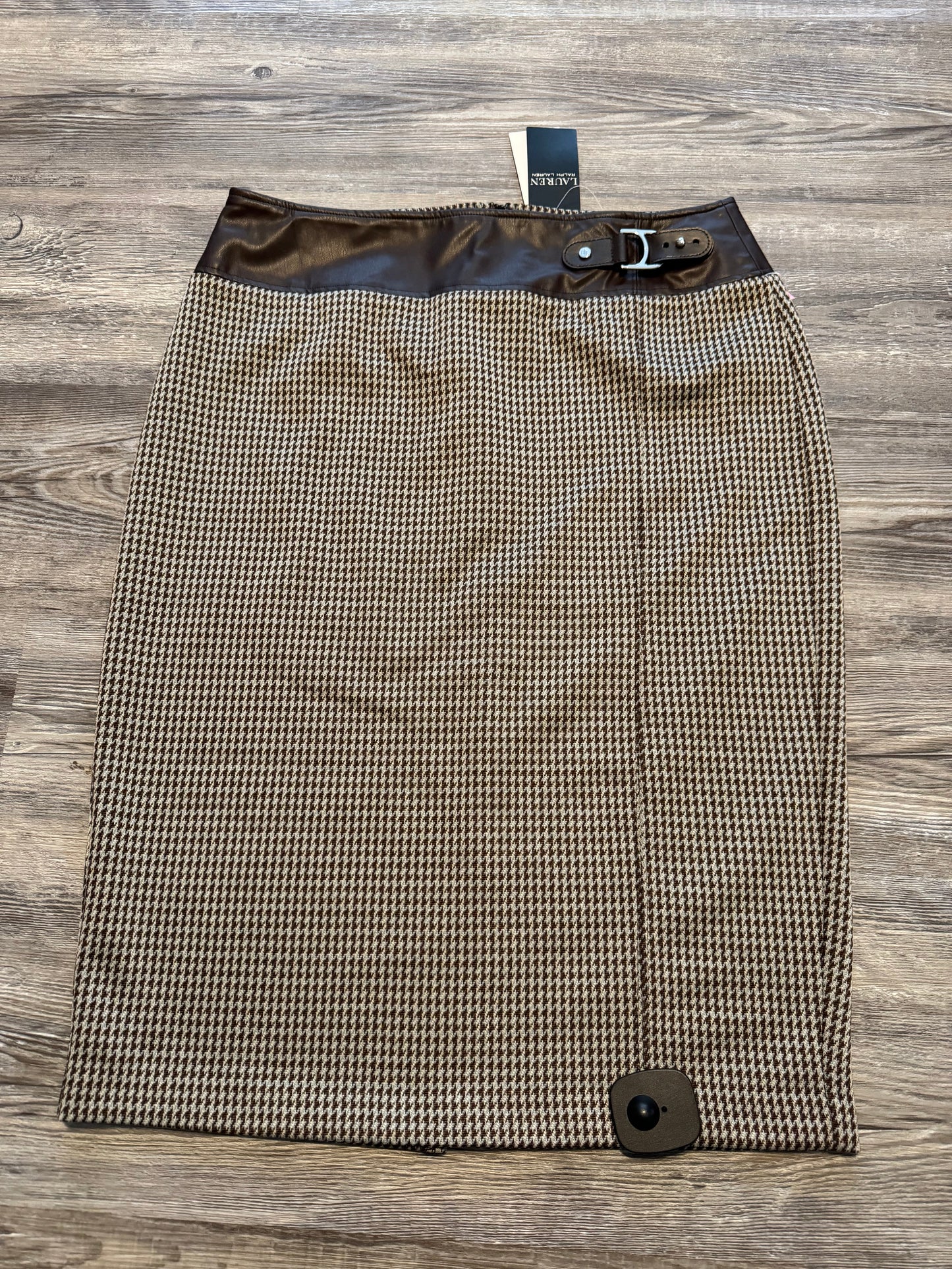 Skirt Mini & Short By Lauren By Ralph Lauren  Size: 8