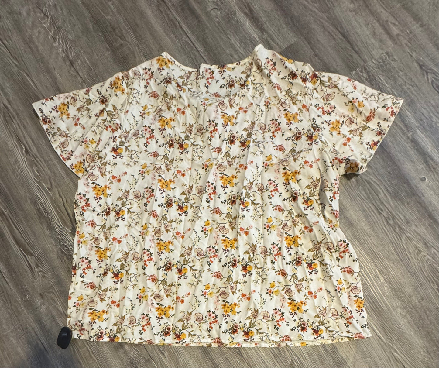 Top Short Sleeve By Shein  Size: 4x