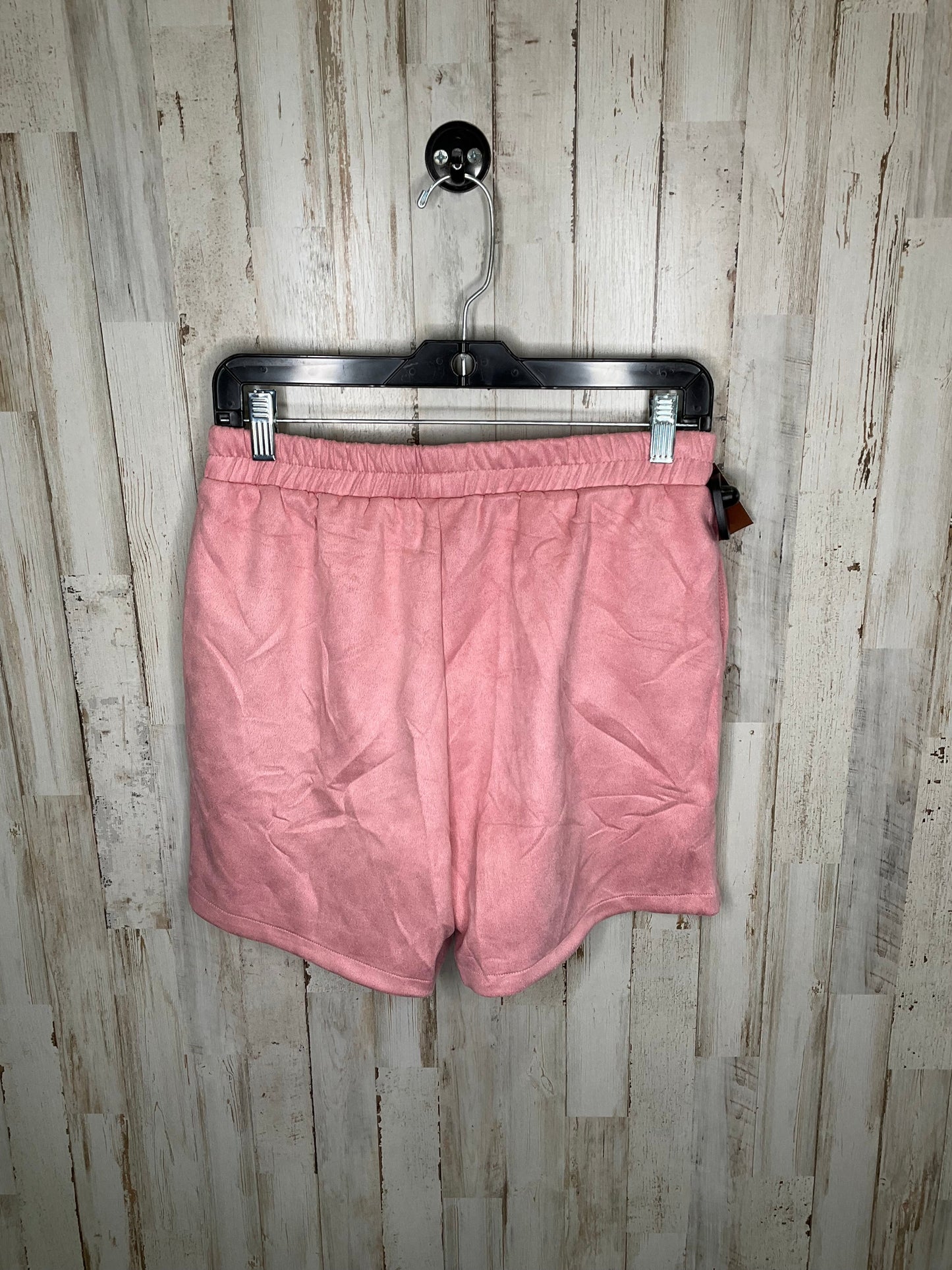 Shorts By Clothes Mentor  Size: M