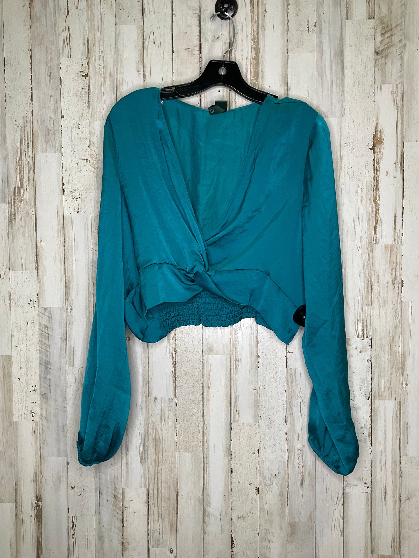 Top Long Sleeve By Wild Fable  Size: 1x