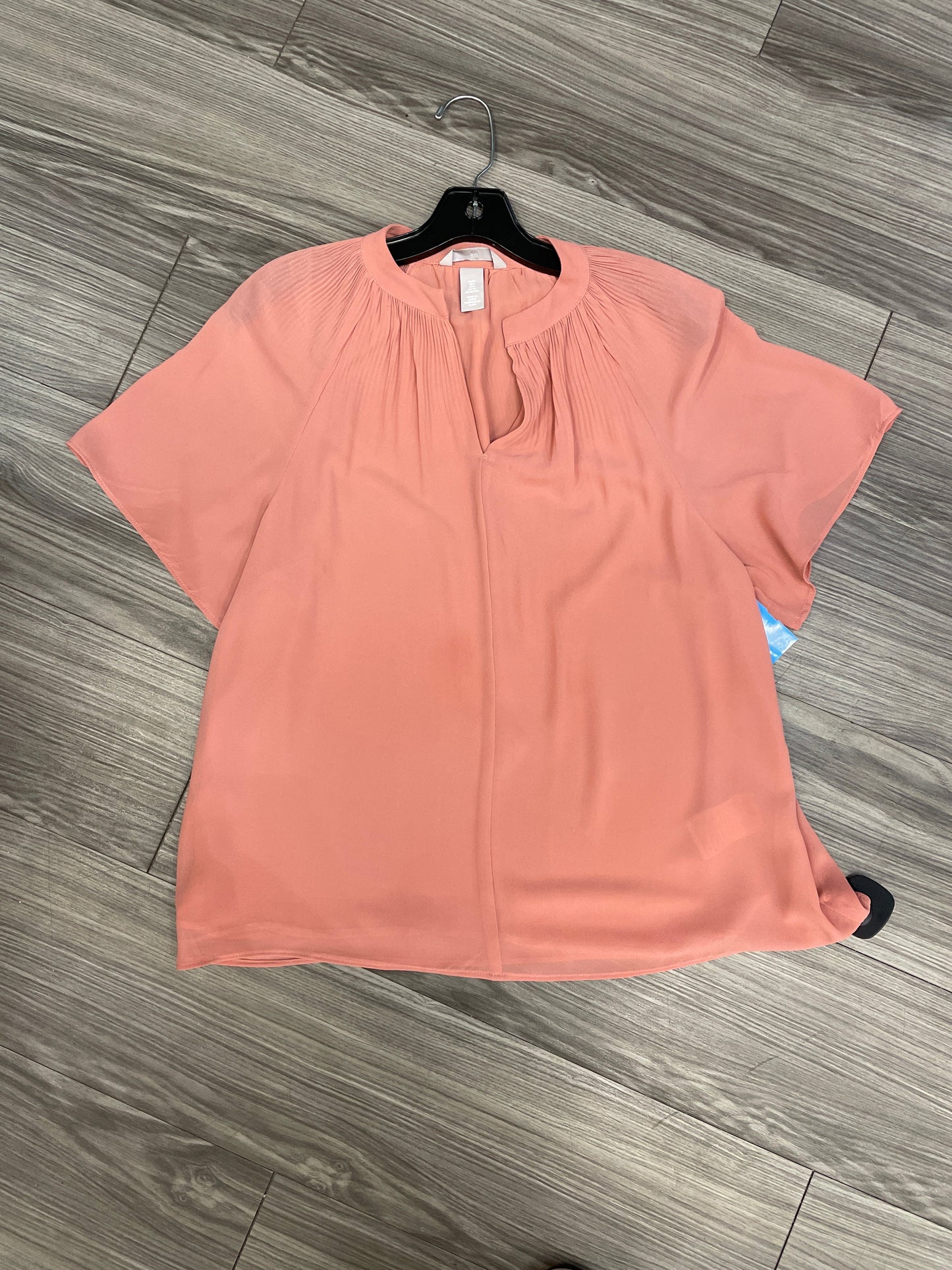 Top Short Sleeve By H&m  Size: S