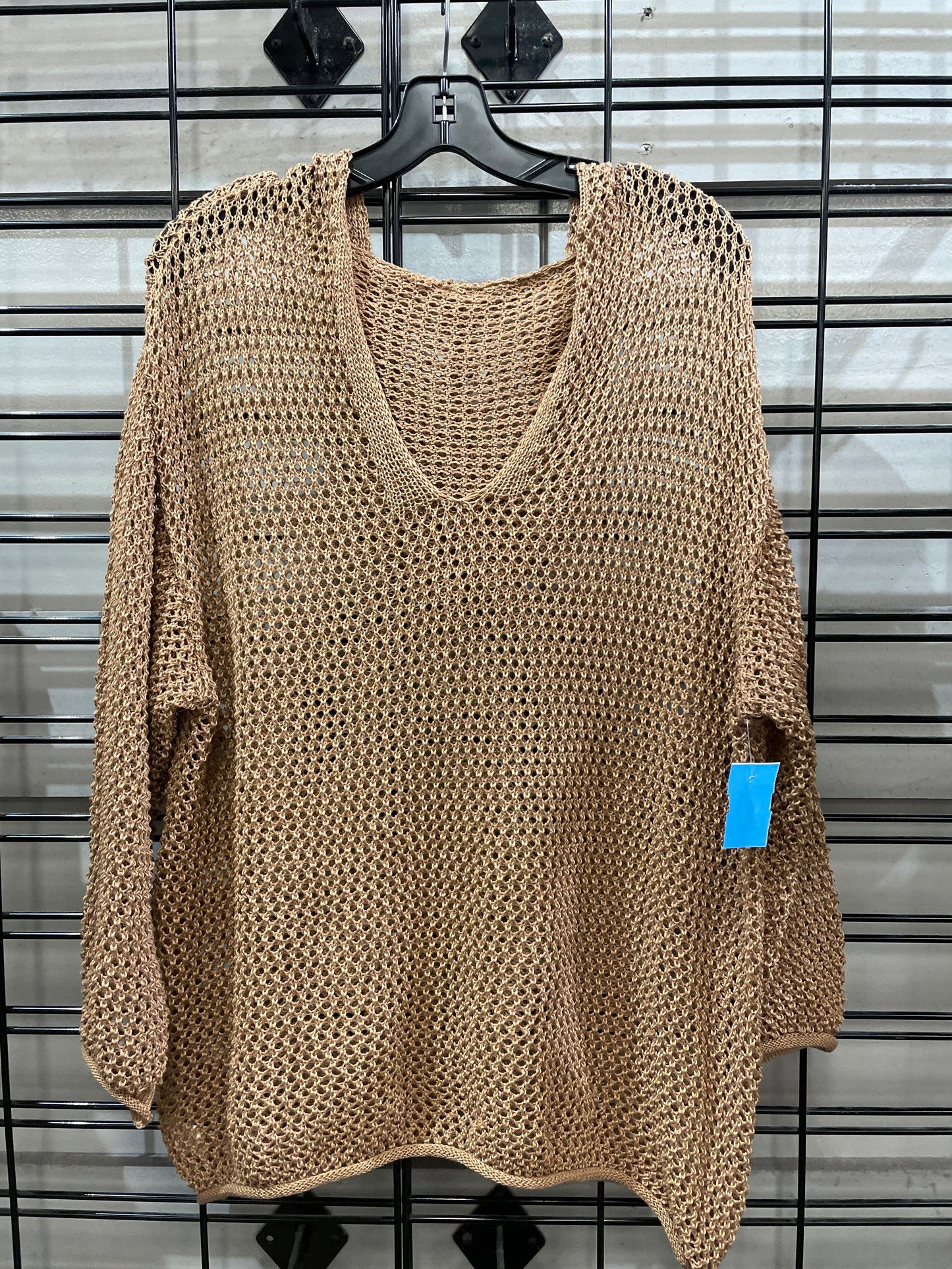 Top Long Sleeve By Clothes Mentor  Size: M